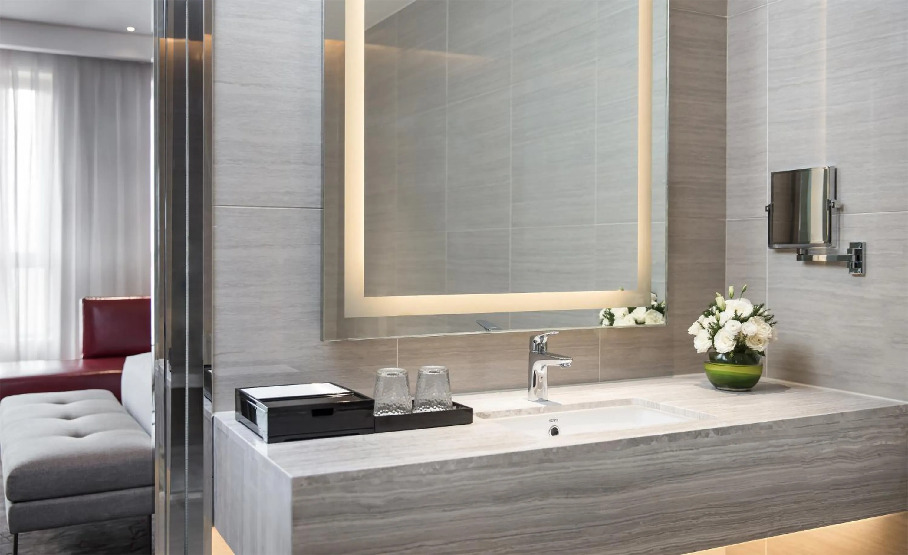 Bathroom in Courtyard by Marriott Tianjin Hongqiao