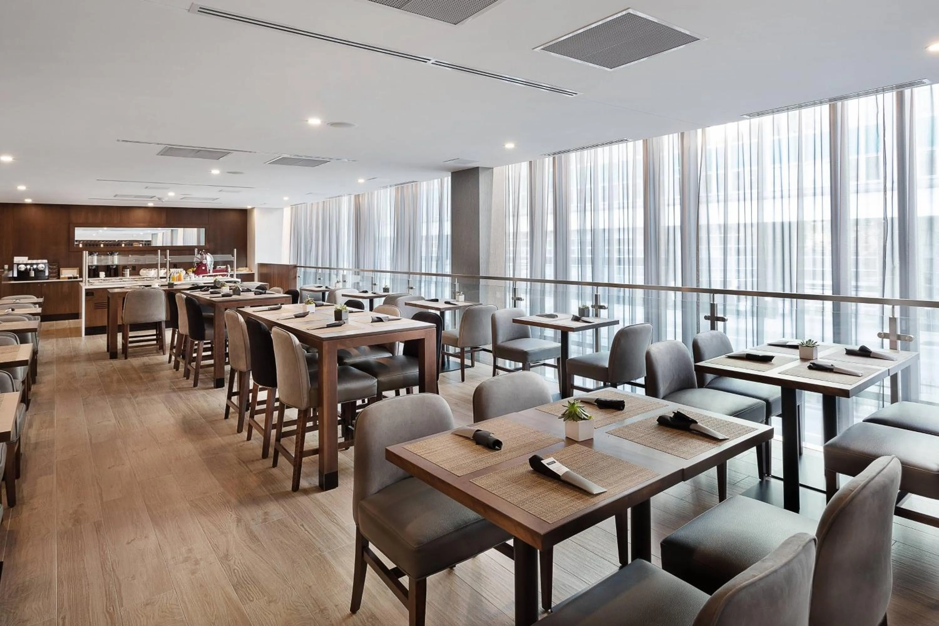 Kitchen or kitchenette in Hôtel AC Montréal Centre-ville