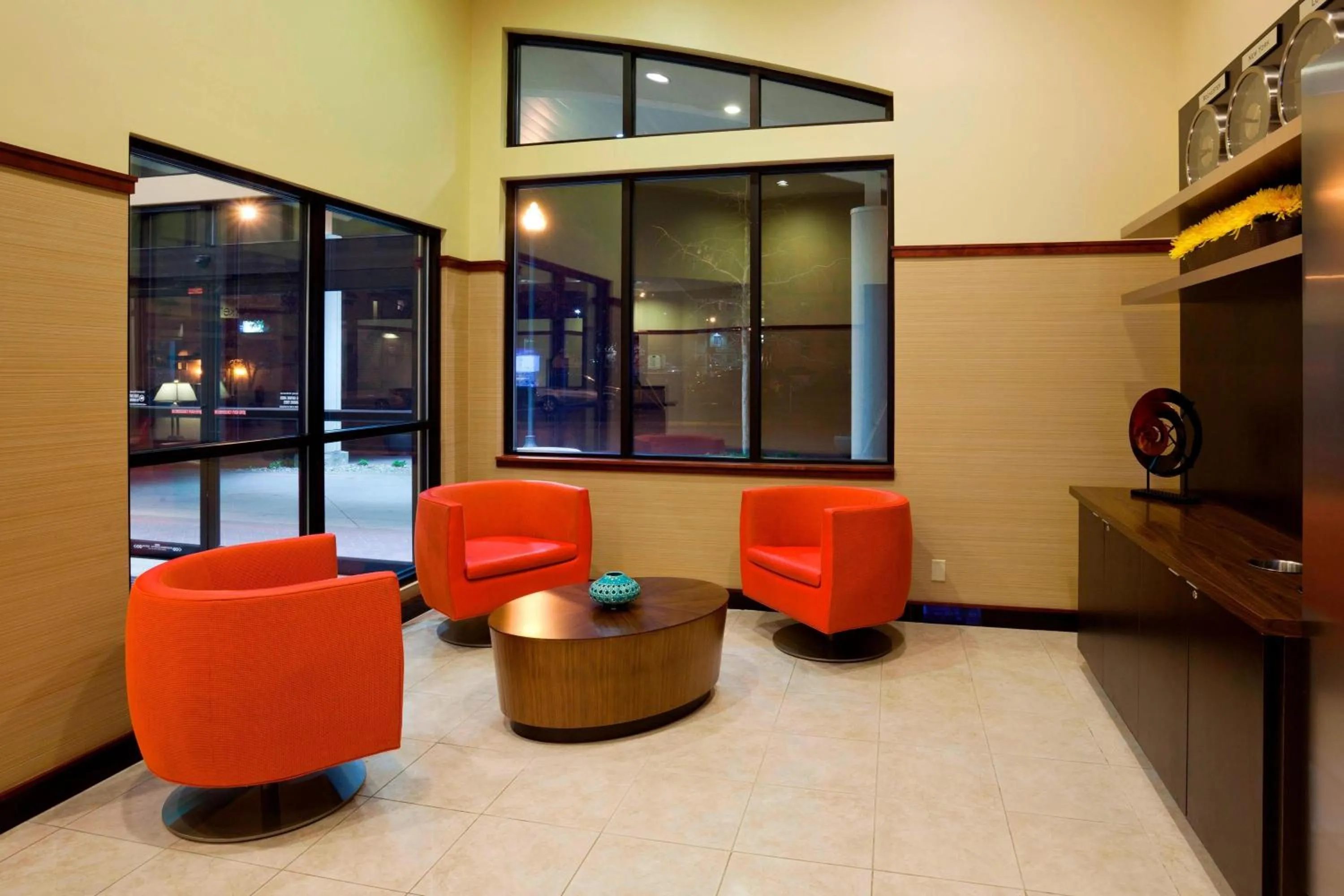 Lobby or reception in Courtyard Rochester Mayo Clinic Area/Saint Marys