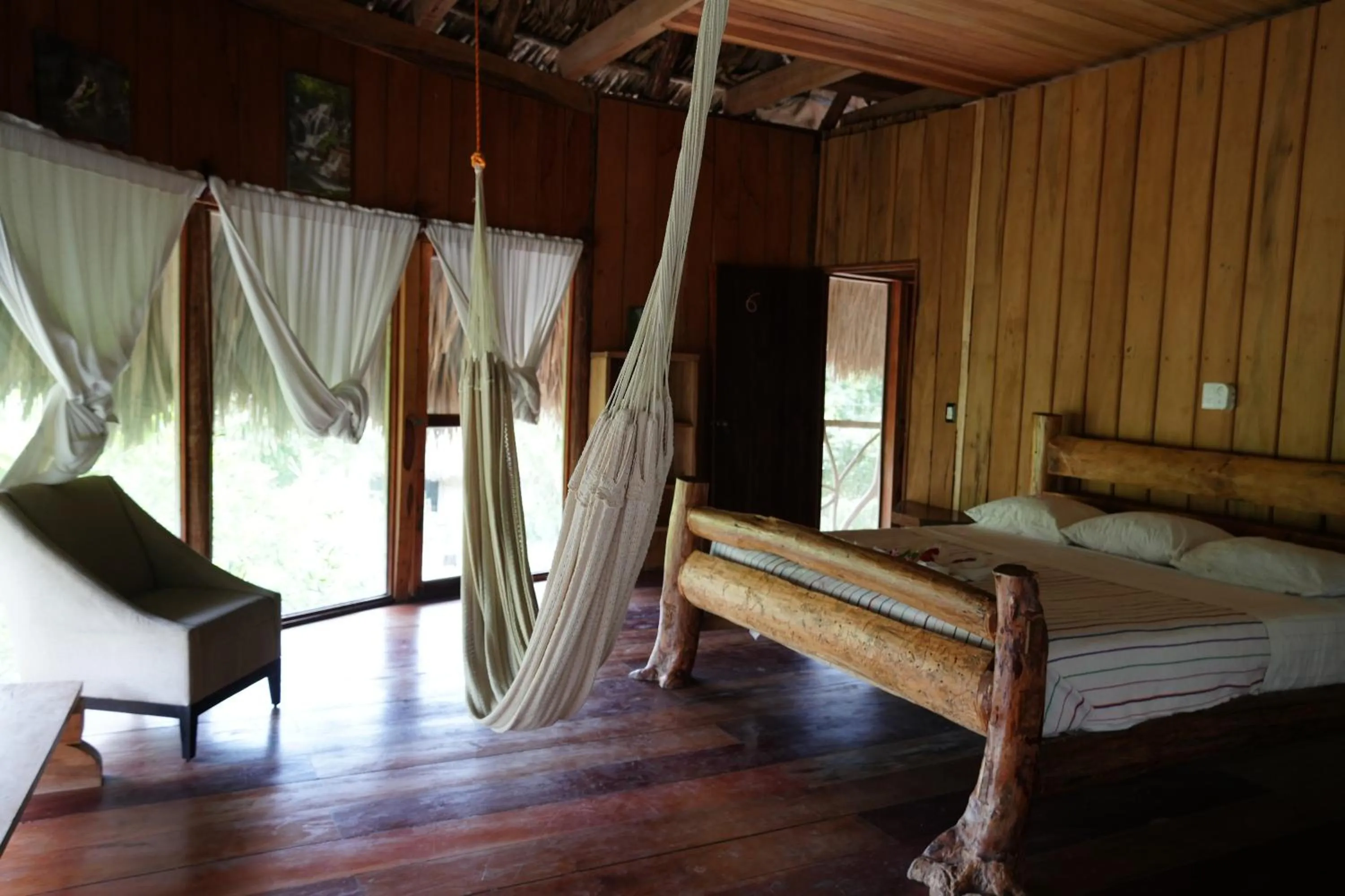 Bed in Eco Hotel Sak Nok