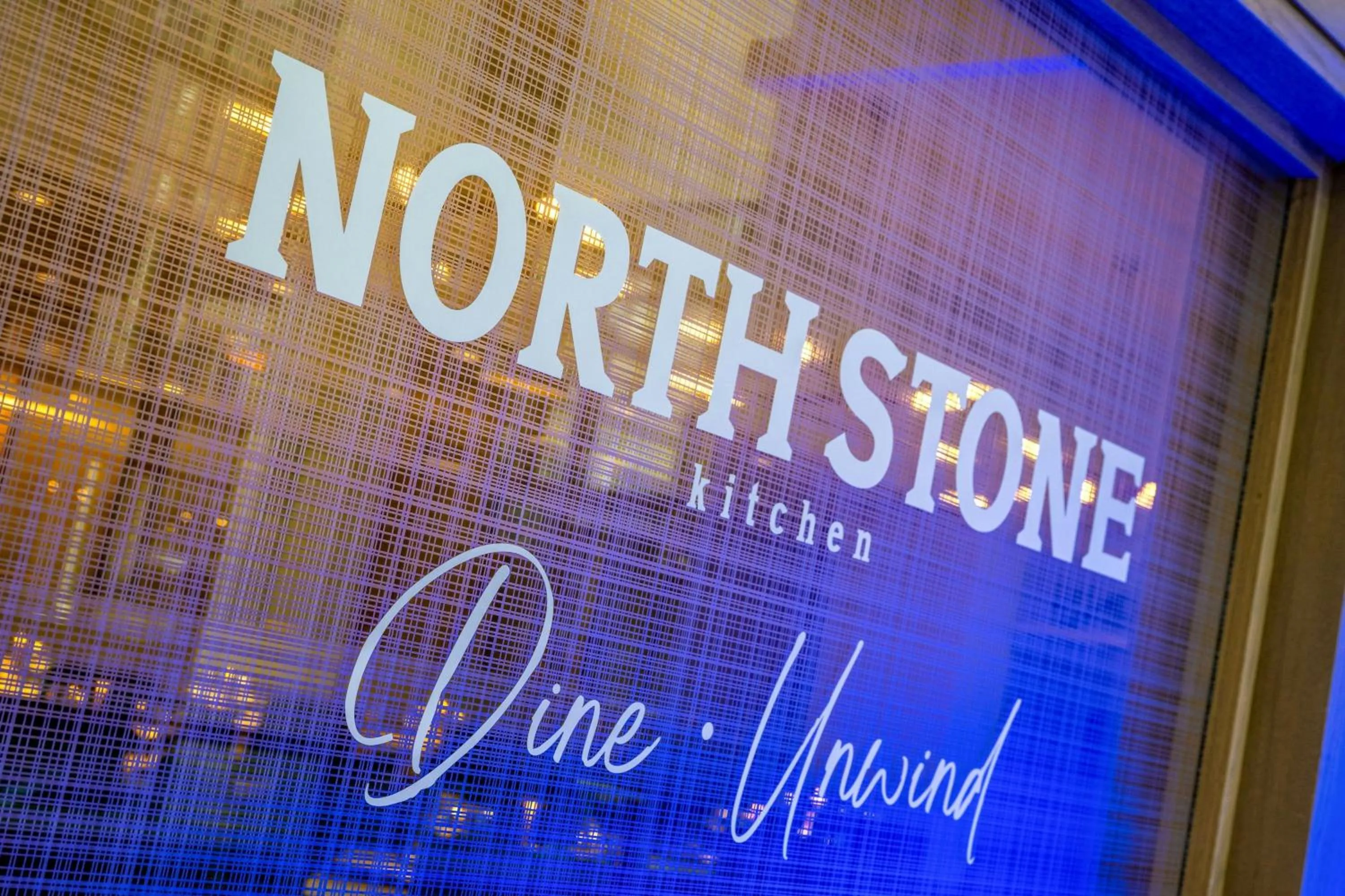 Kitchen or kitchenette in Rochester Marriott Mayo Clinic Area