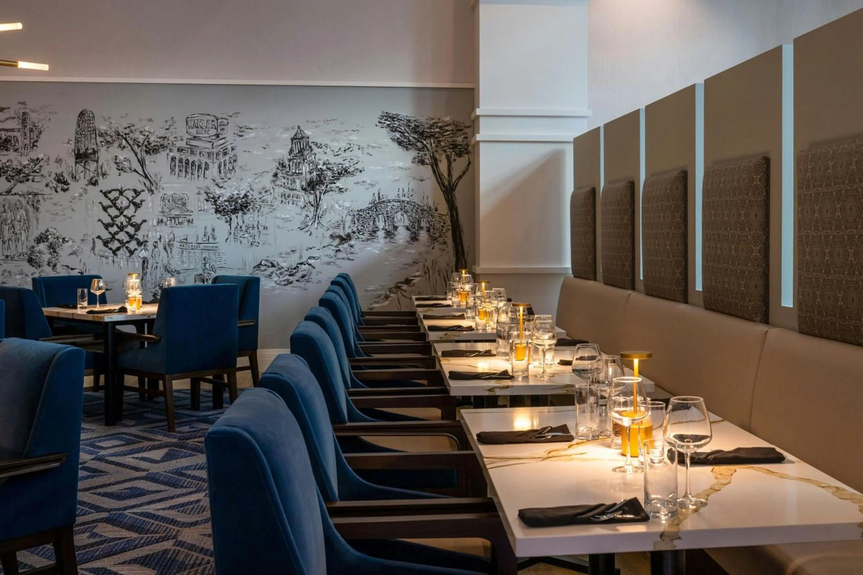 Kitchen or kitchenette in Rochester Marriott Mayo Clinic Area