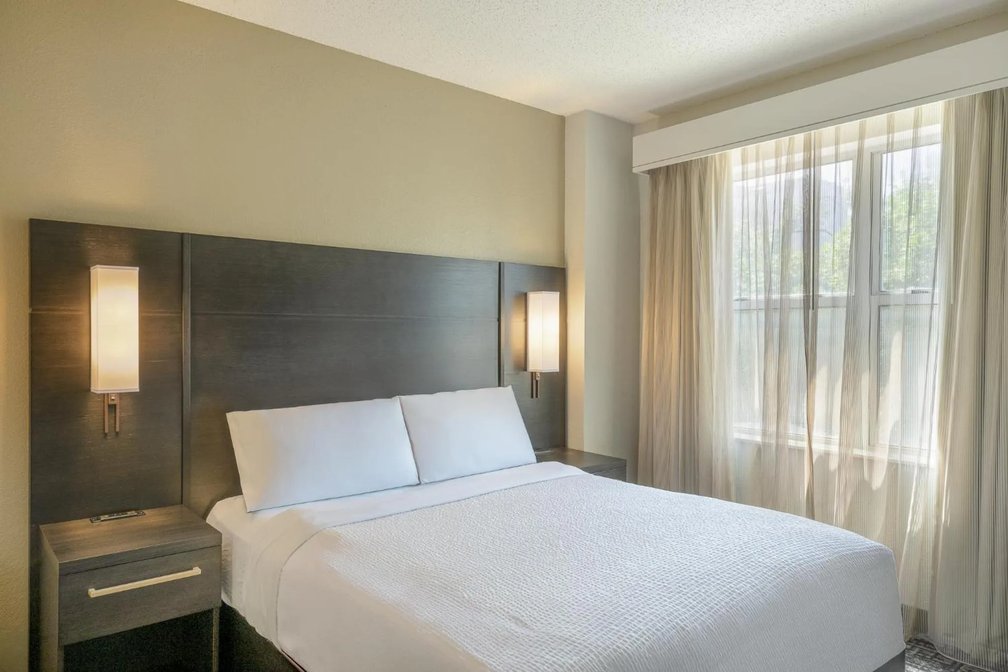 Bed in Residence Inn Rochester Mayo Clinic Area