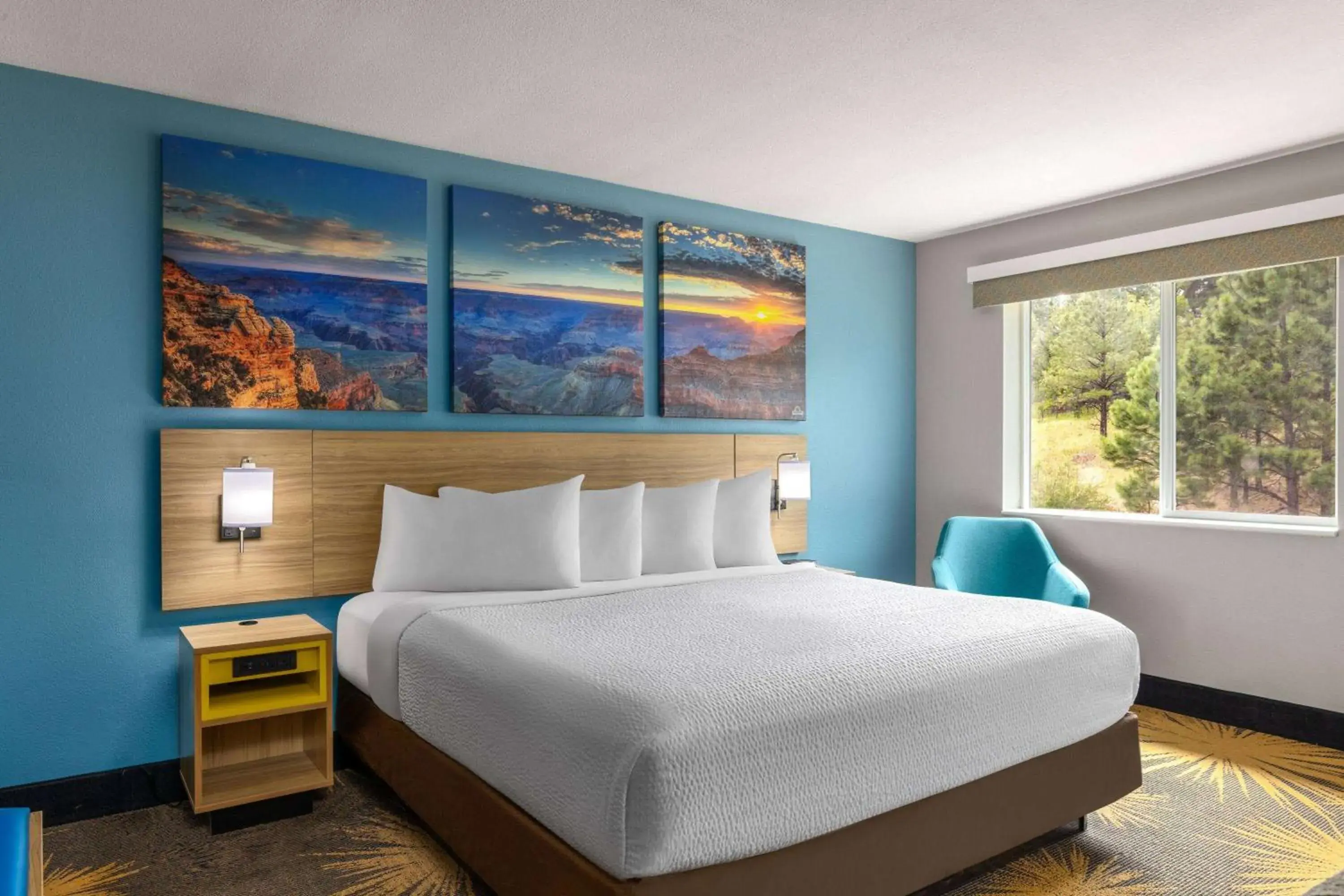 Business King Room - Non-Smoking in Days Inn by Wyndham Williams Business King Room - Non-Smoking in Days Inn by Wyndham Williams