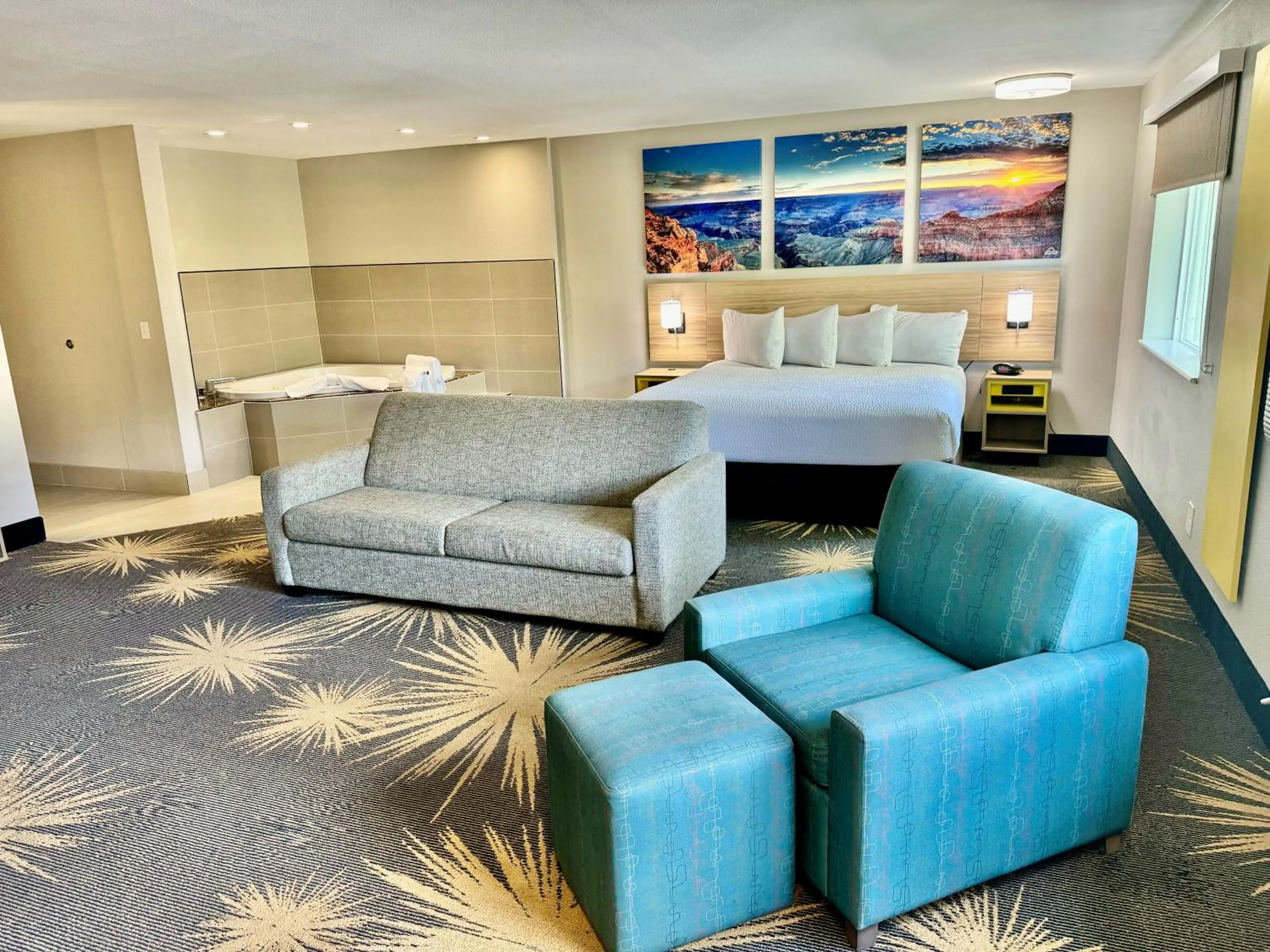 Bed in Days Inn by Wyndham Williams