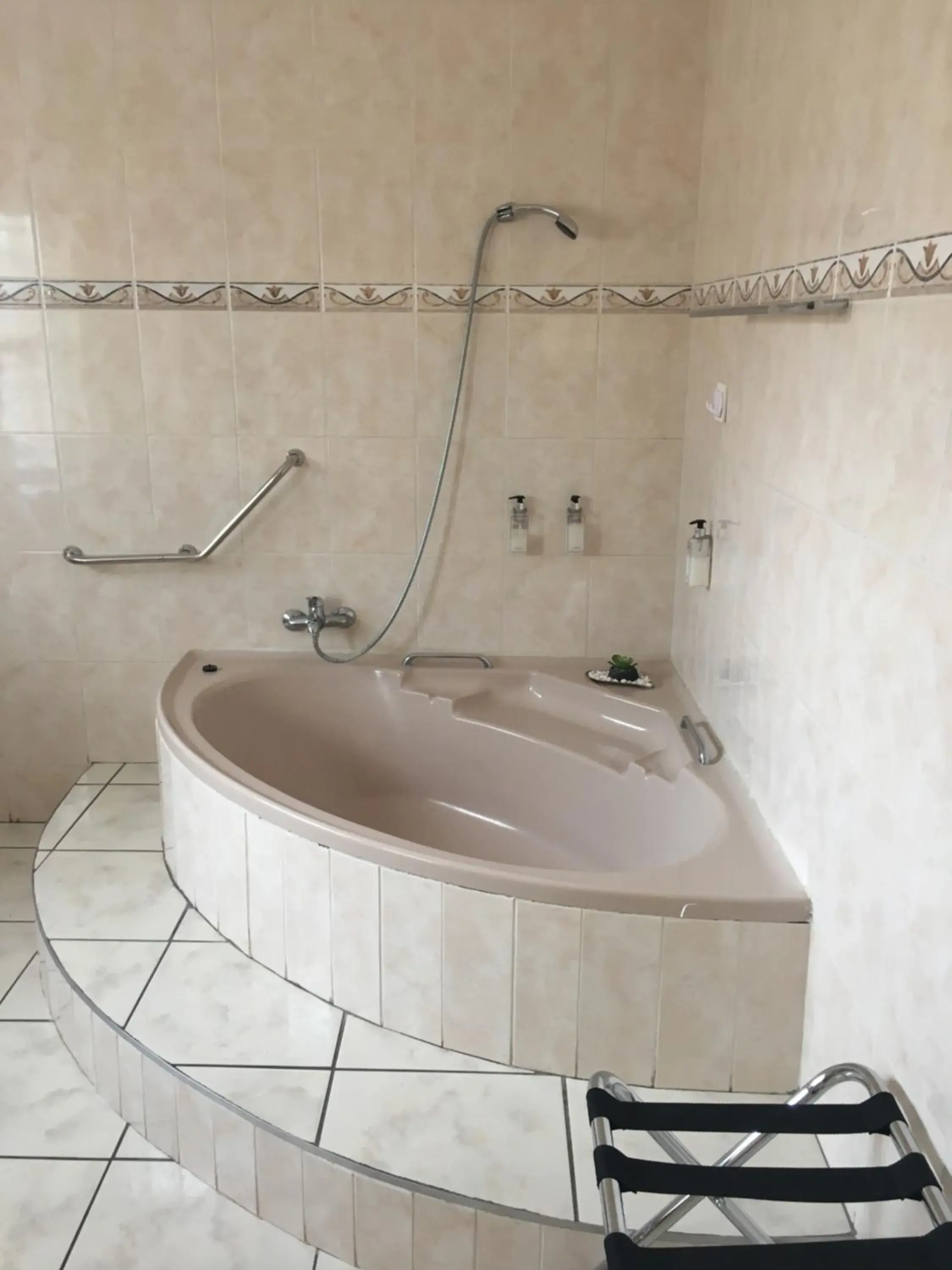 King Room with Pool View in Fahms King Room with Pool View in Fahms