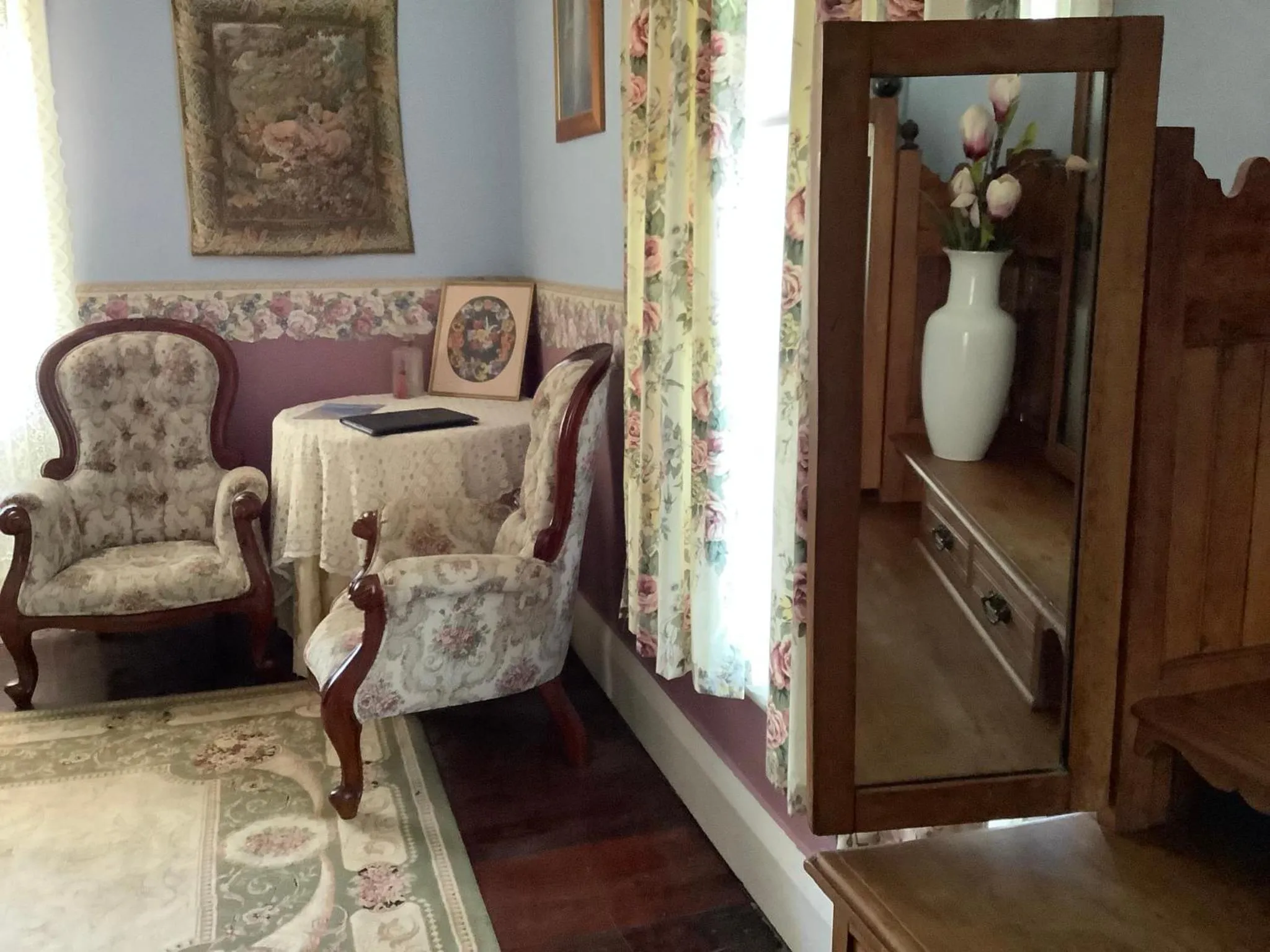 Decorative detail in Weelaway On Gregory