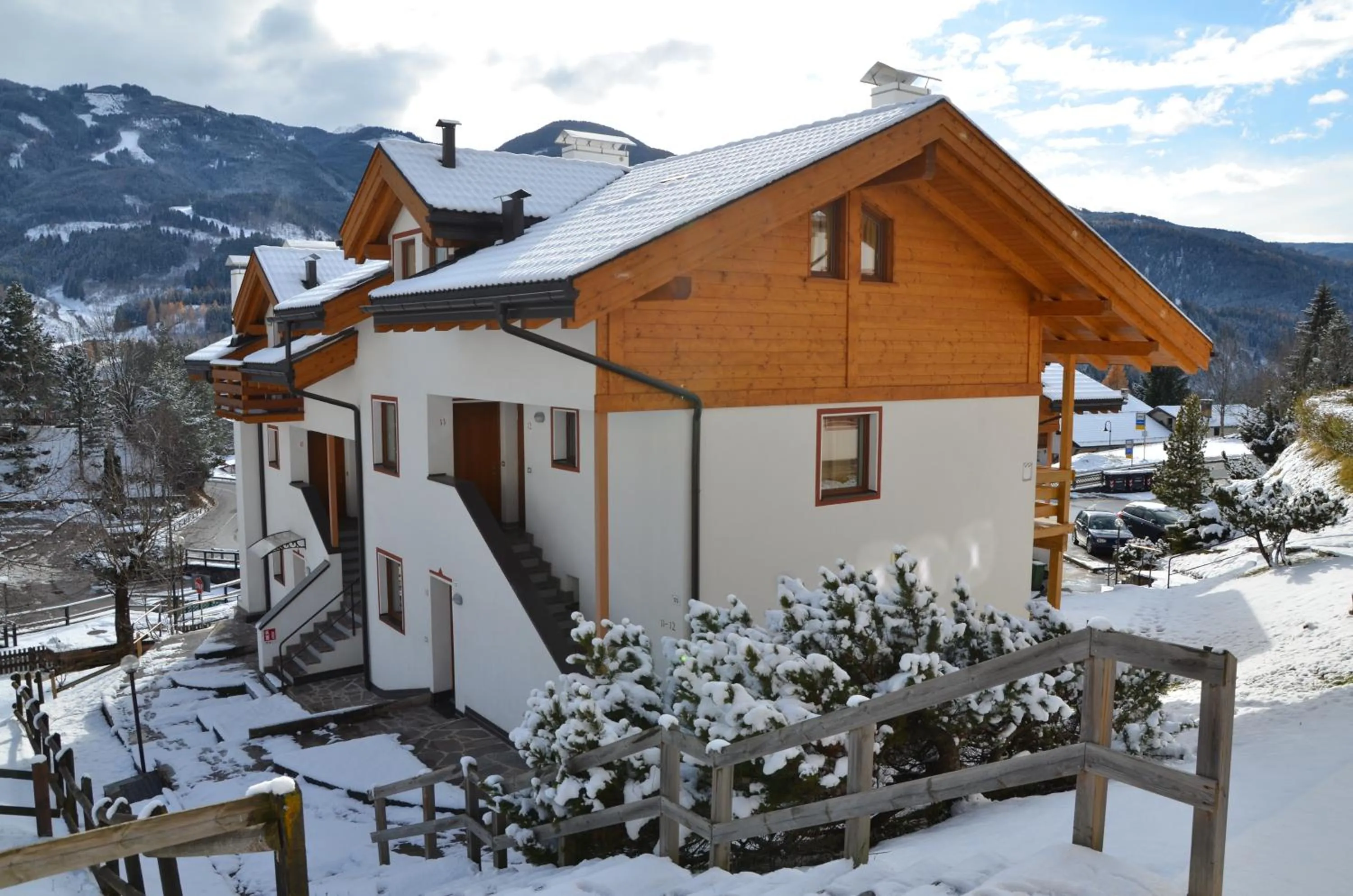 Facade/entrance in Residence Des Alpes