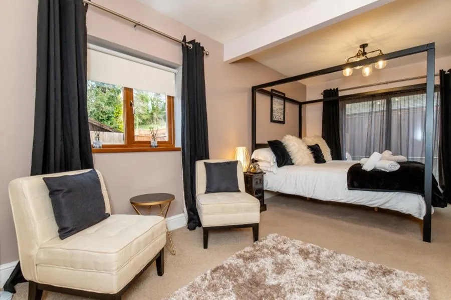 Bed in The Gower Hotel