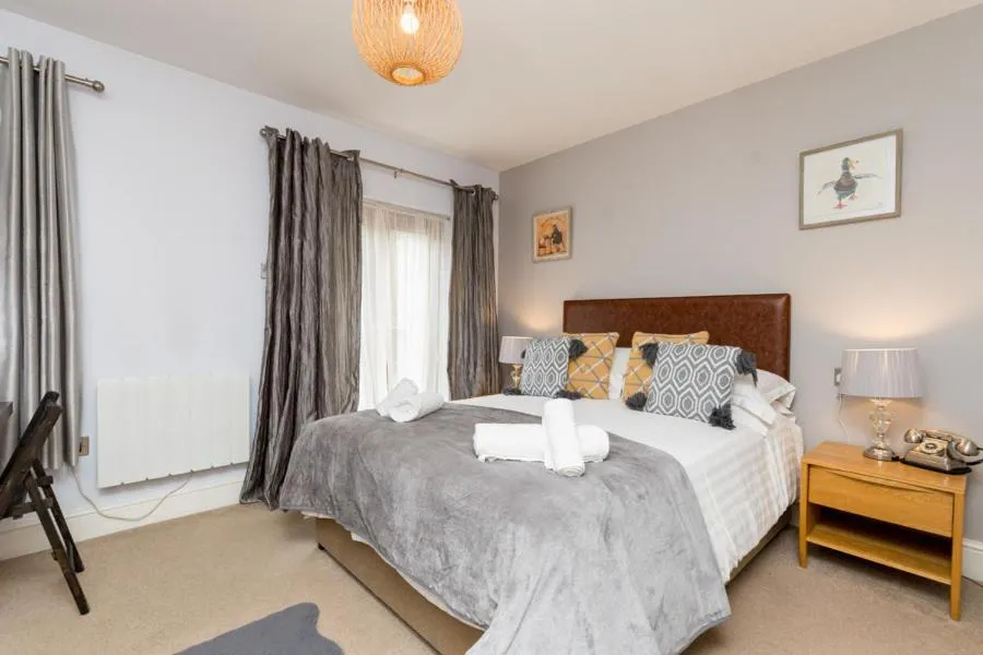 Bed in The Gower Hotel