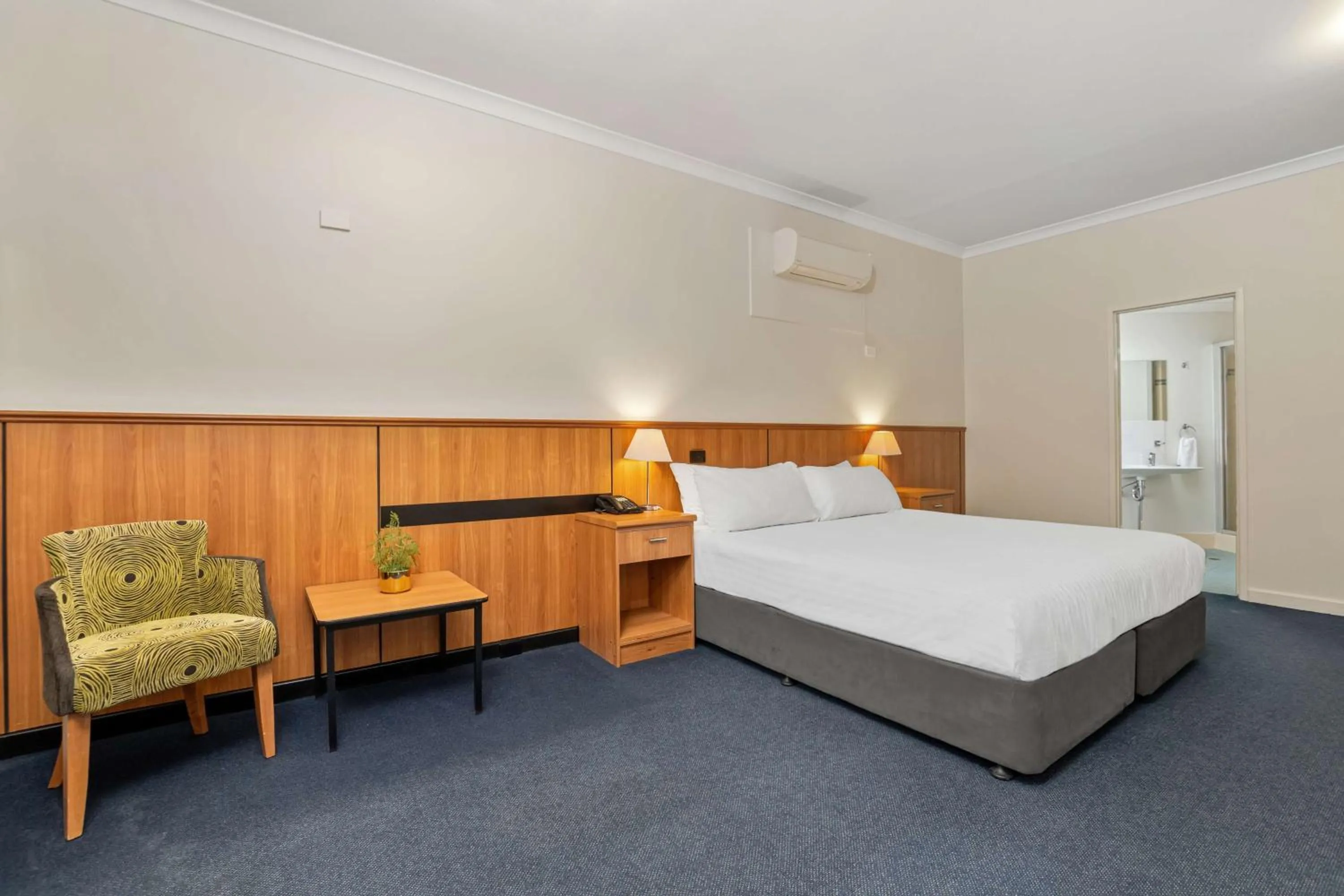Bed in Metro Hotel Perth City