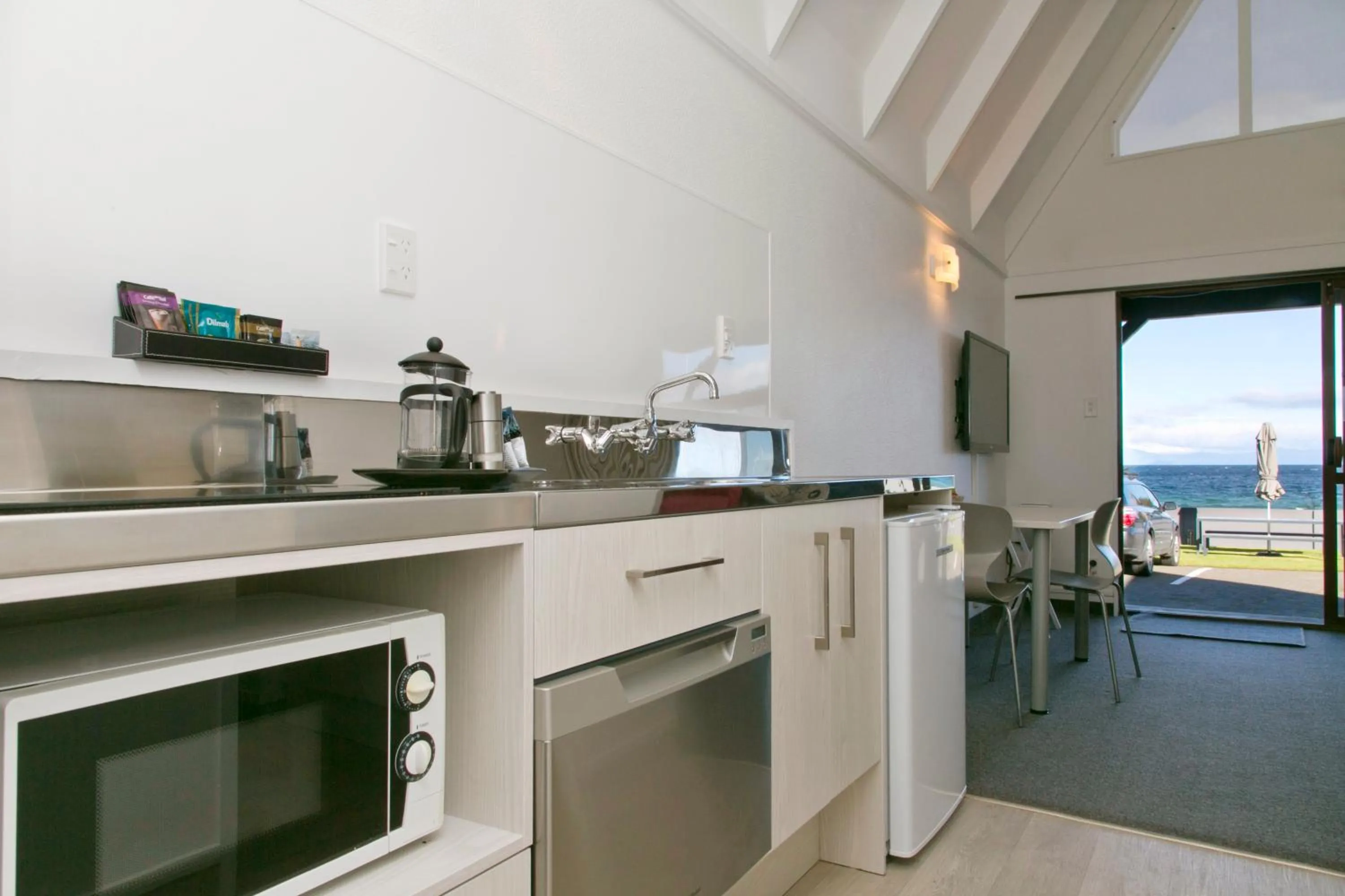 Kitchen or kitchenette in Gables Lakefront Resort