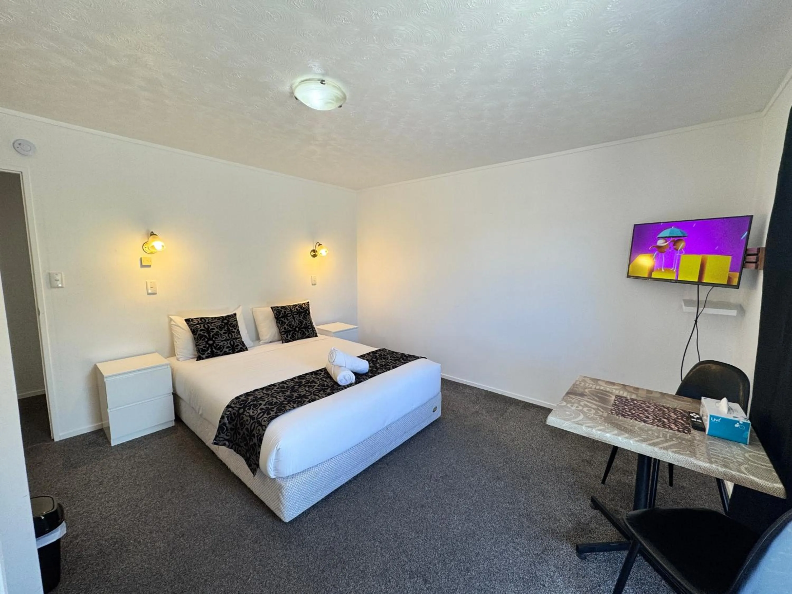 Bed in Chelmswood Motel Taupo