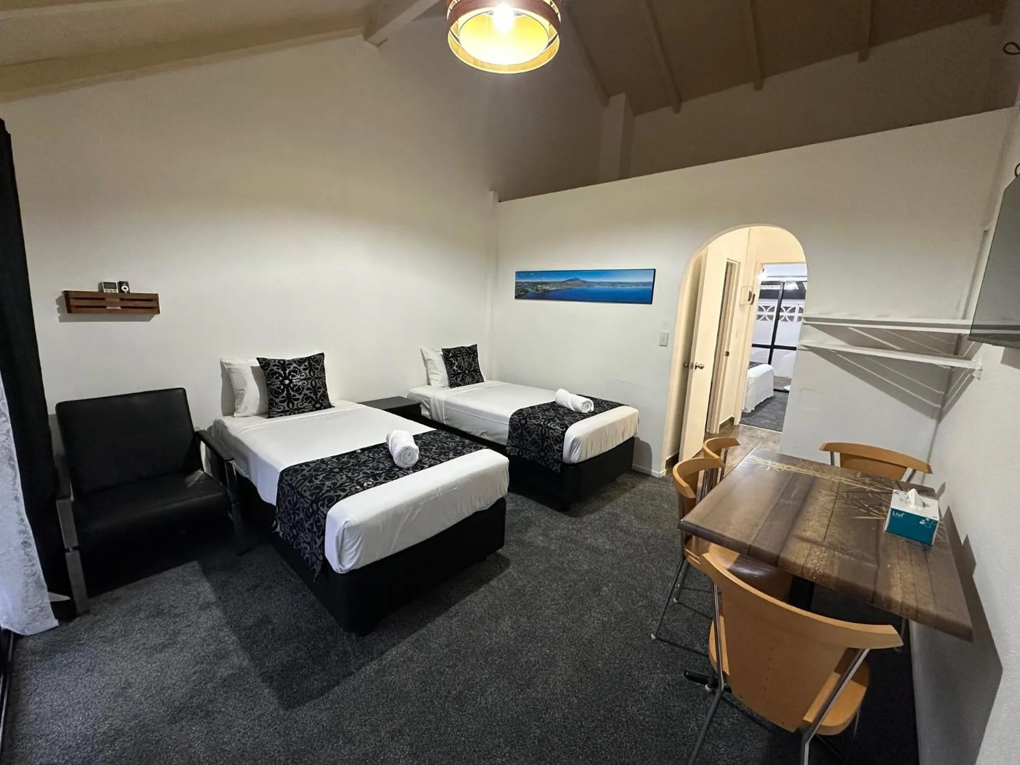 Bedroom, Bed in Chelmswood Motel Taupo