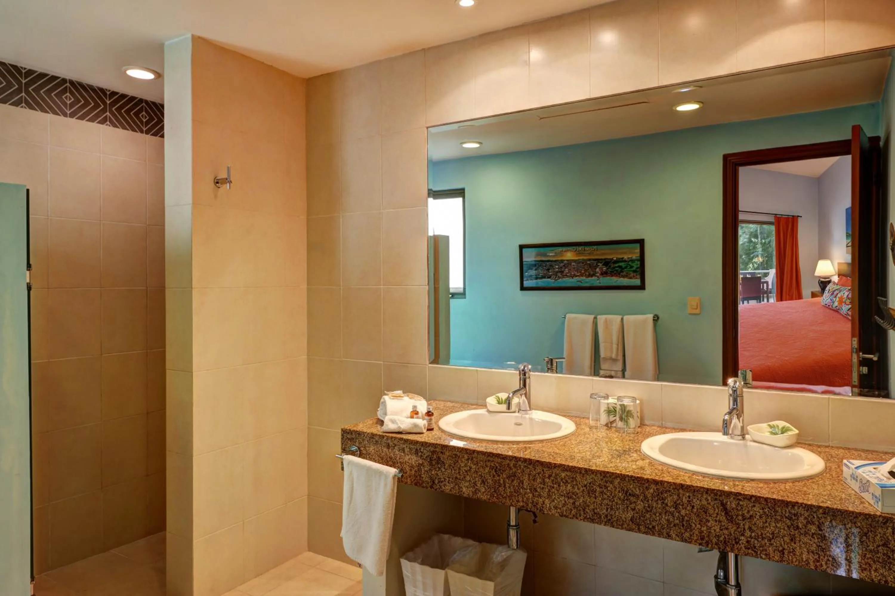 Bathroom in Riviera Maya Suites