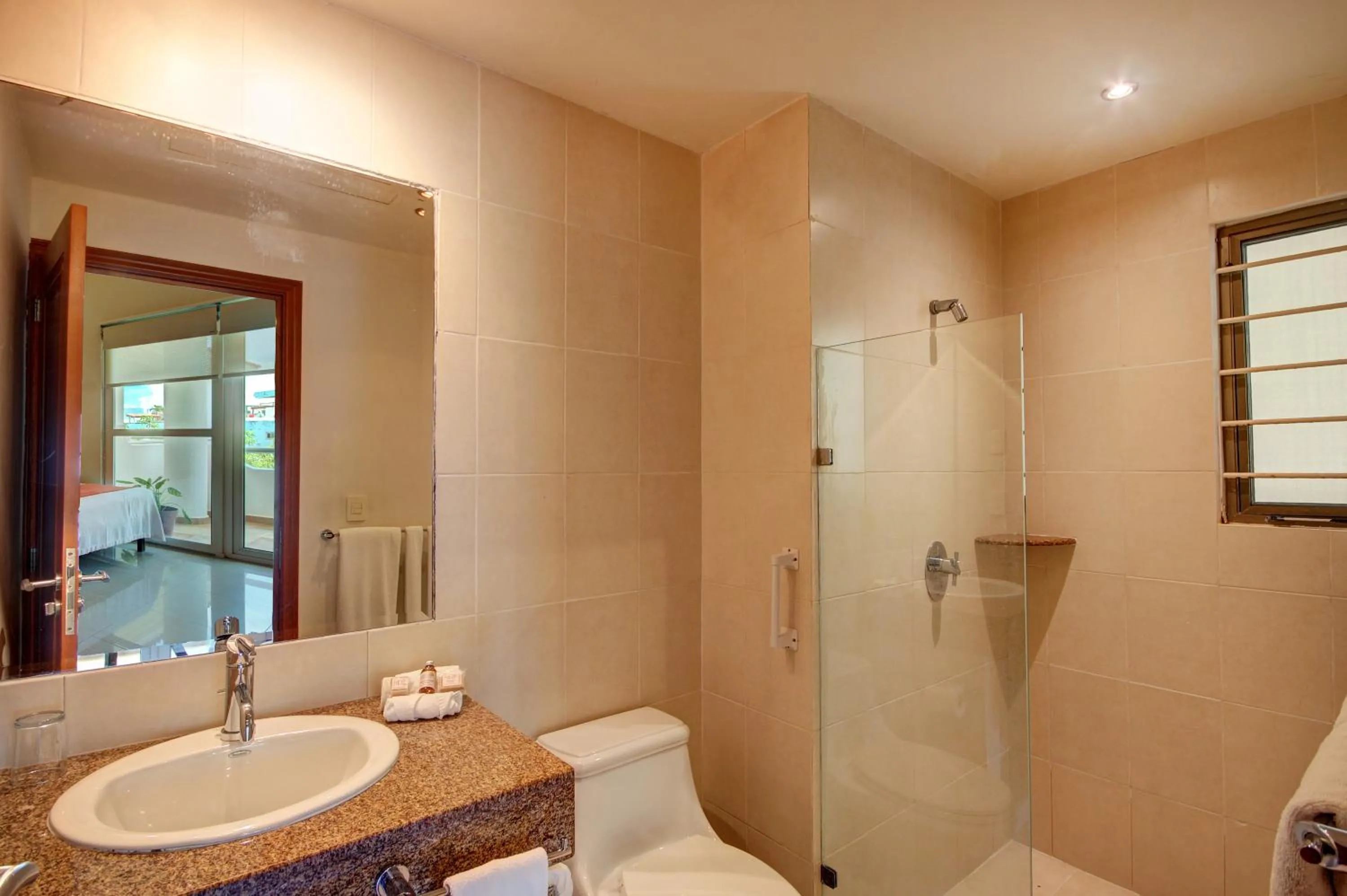 Shower in Riviera Maya Suites
