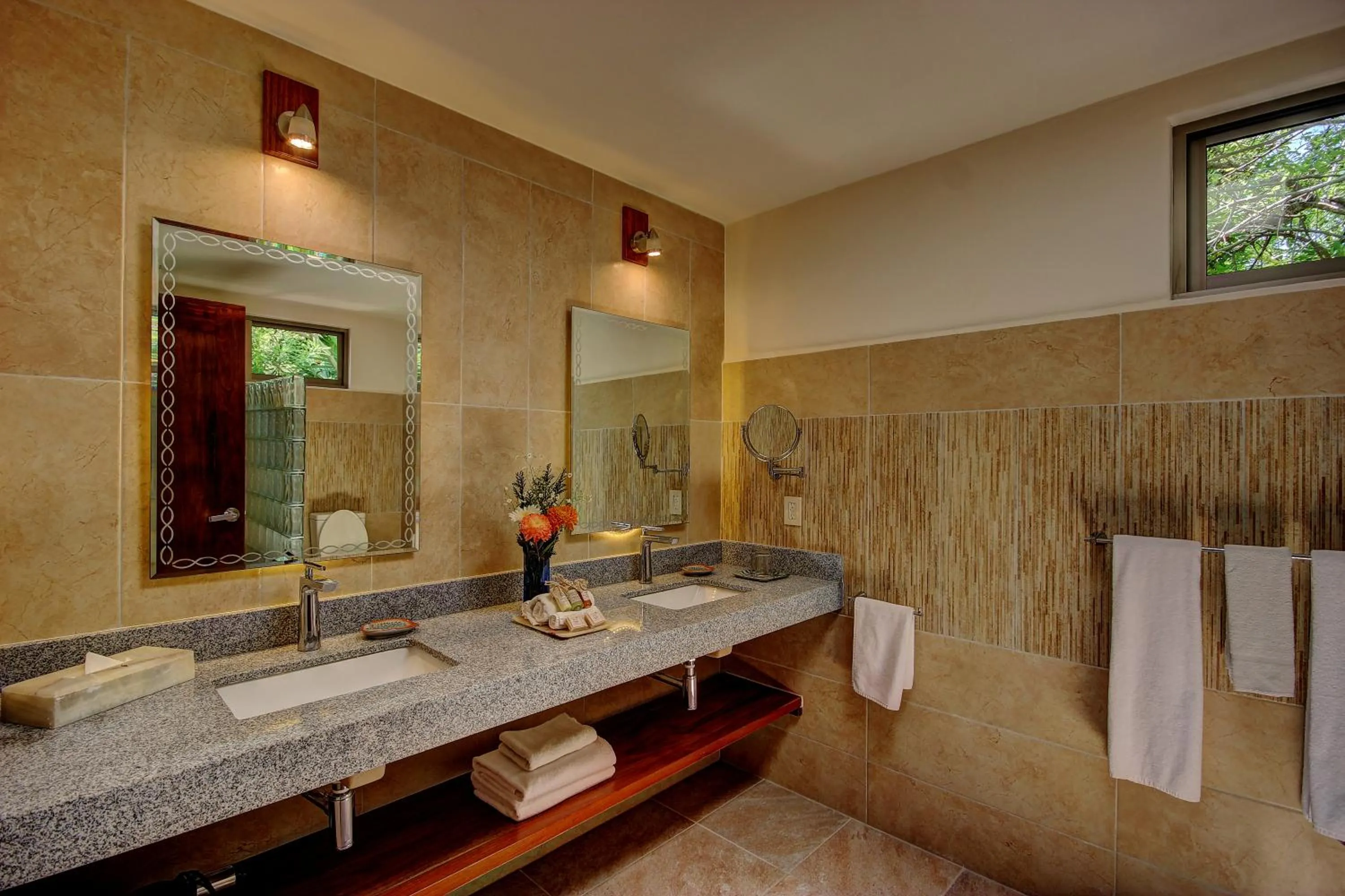 Bathroom in Riviera Maya Suites