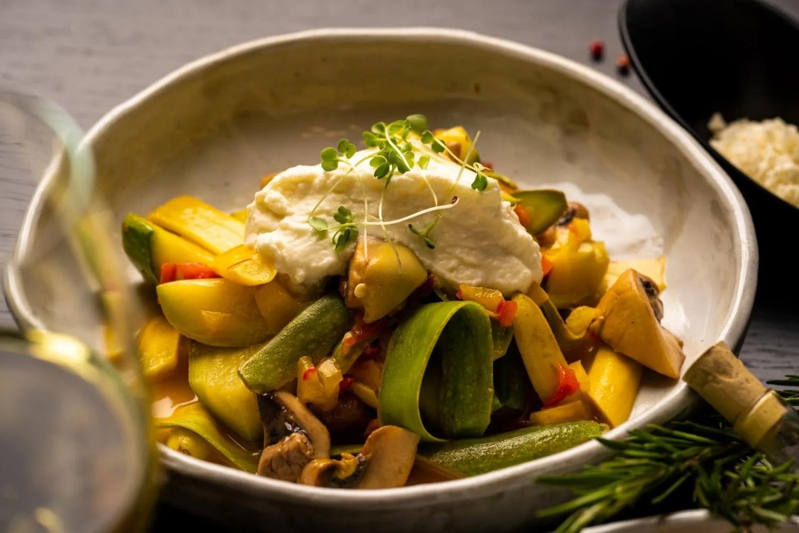 Restaurant/places to eat in Skiathos Avaton Suites & Villas, Philian Hotels and Resorts