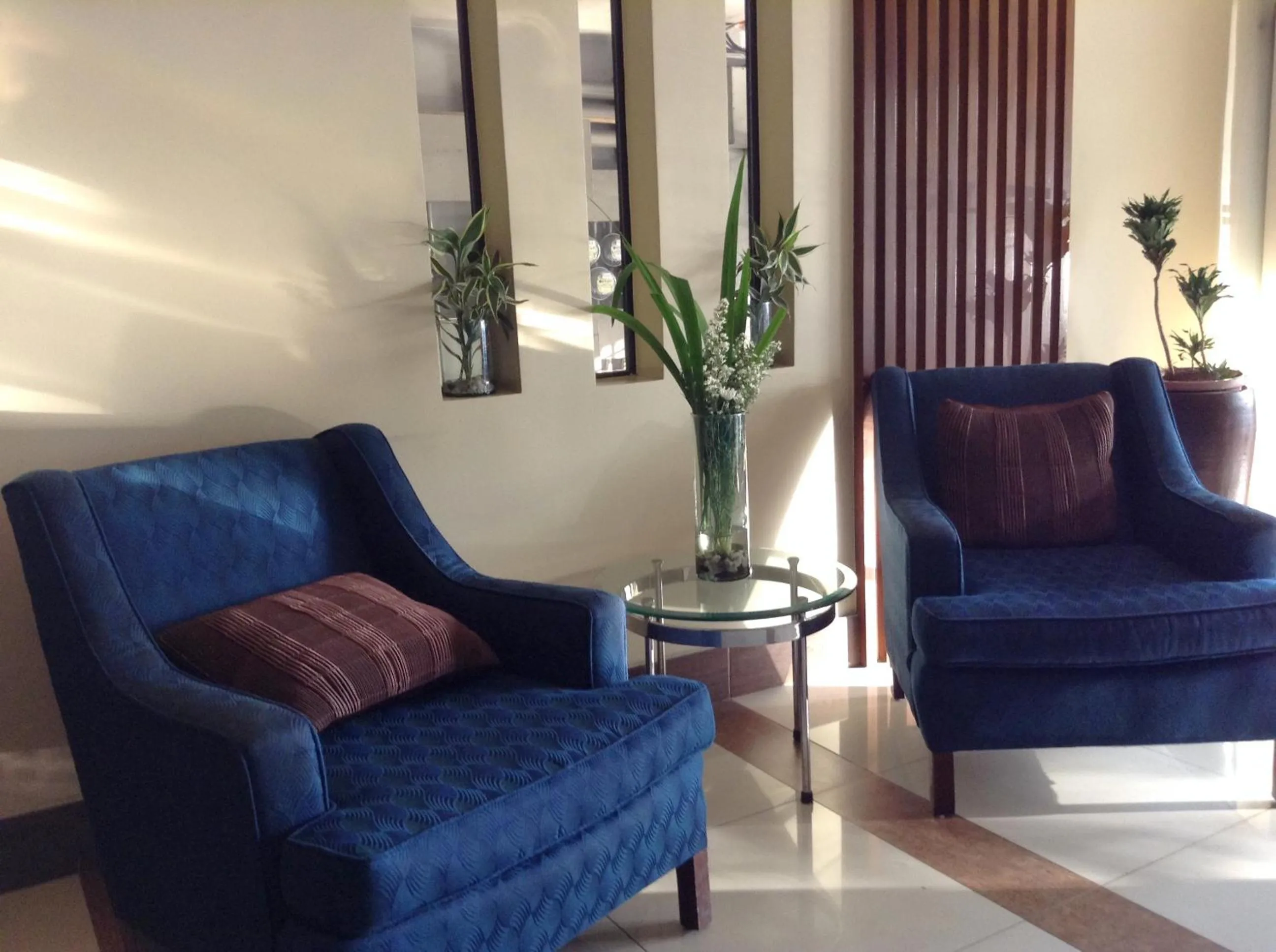 Lobby or reception in Fersal Hotel Kalayaan, Quezon City