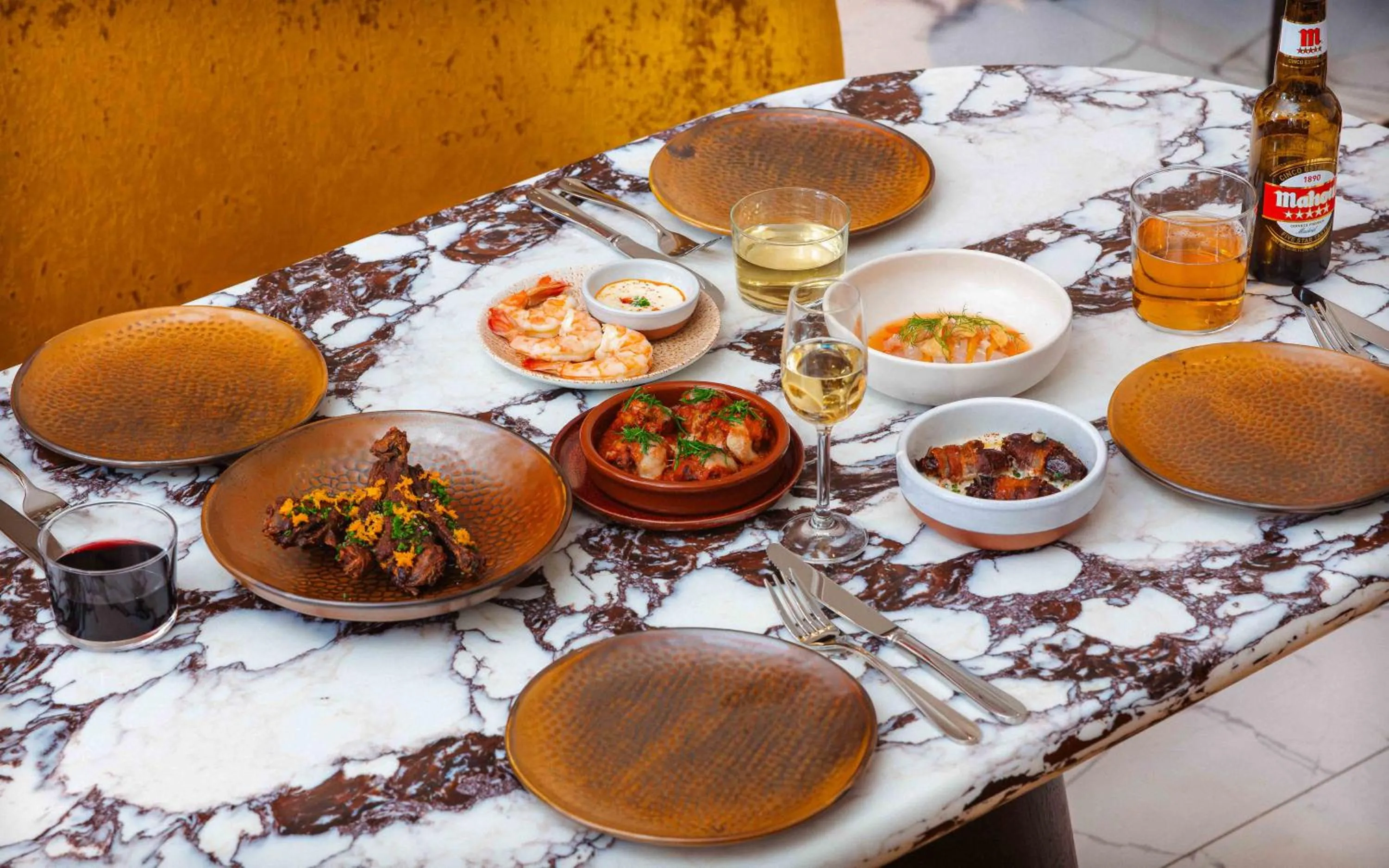 Food and drinks in M Social Hotel New York Downtown