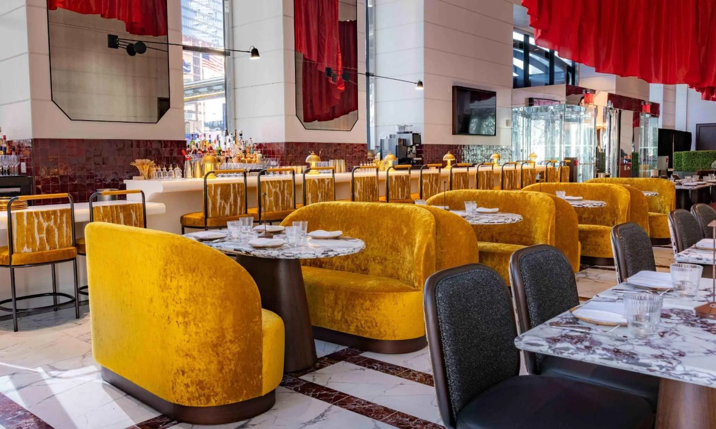 Restaurant/places to eat in M Social Hotel New York Downtown