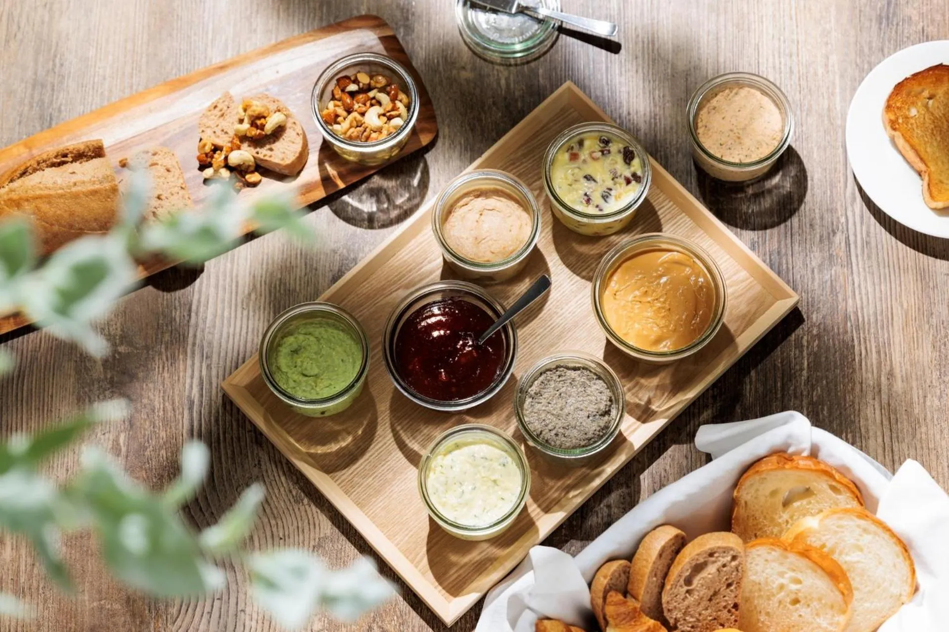 Restaurant/places to eat in ANA Crowne Plaza Sapporo by IHG