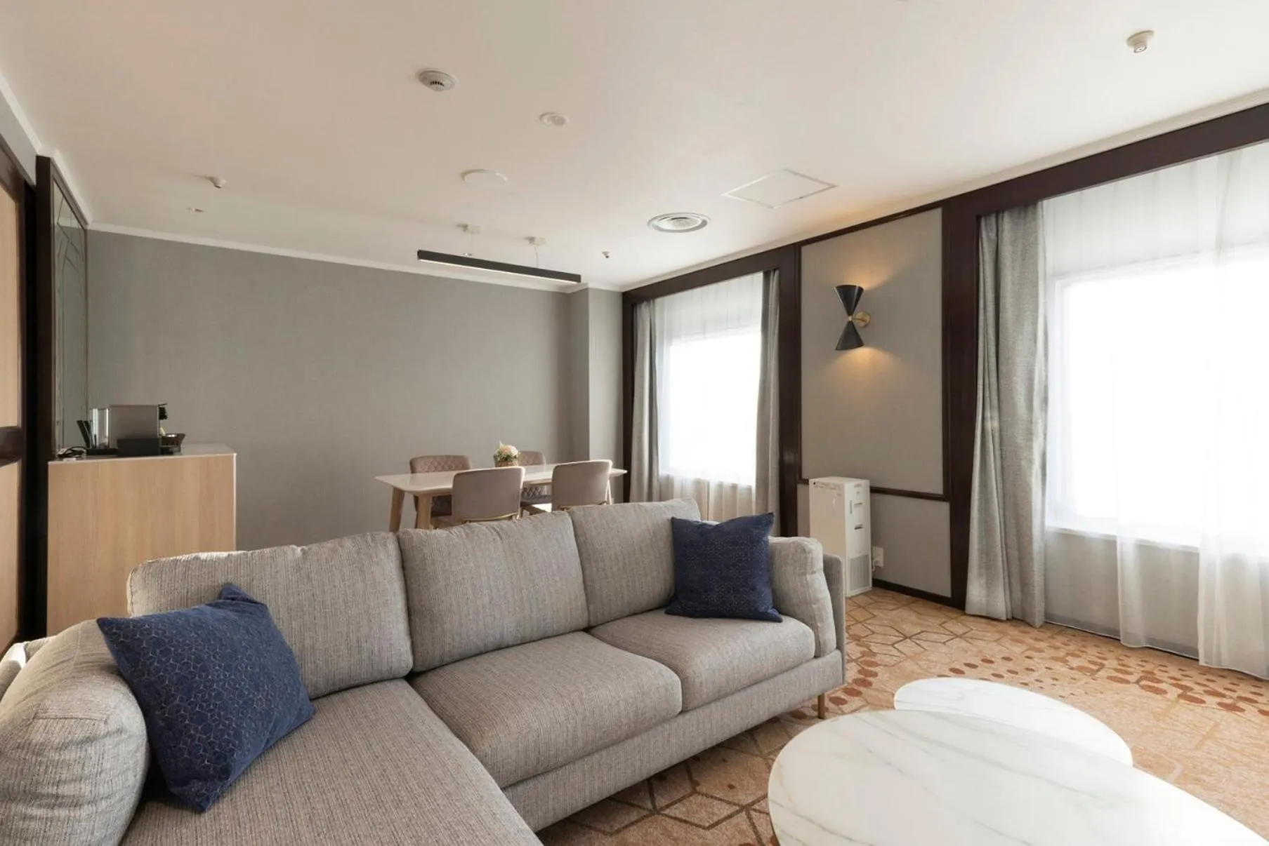 Photo of the whole room in ANA Crowne Plaza Sapporo by IHG