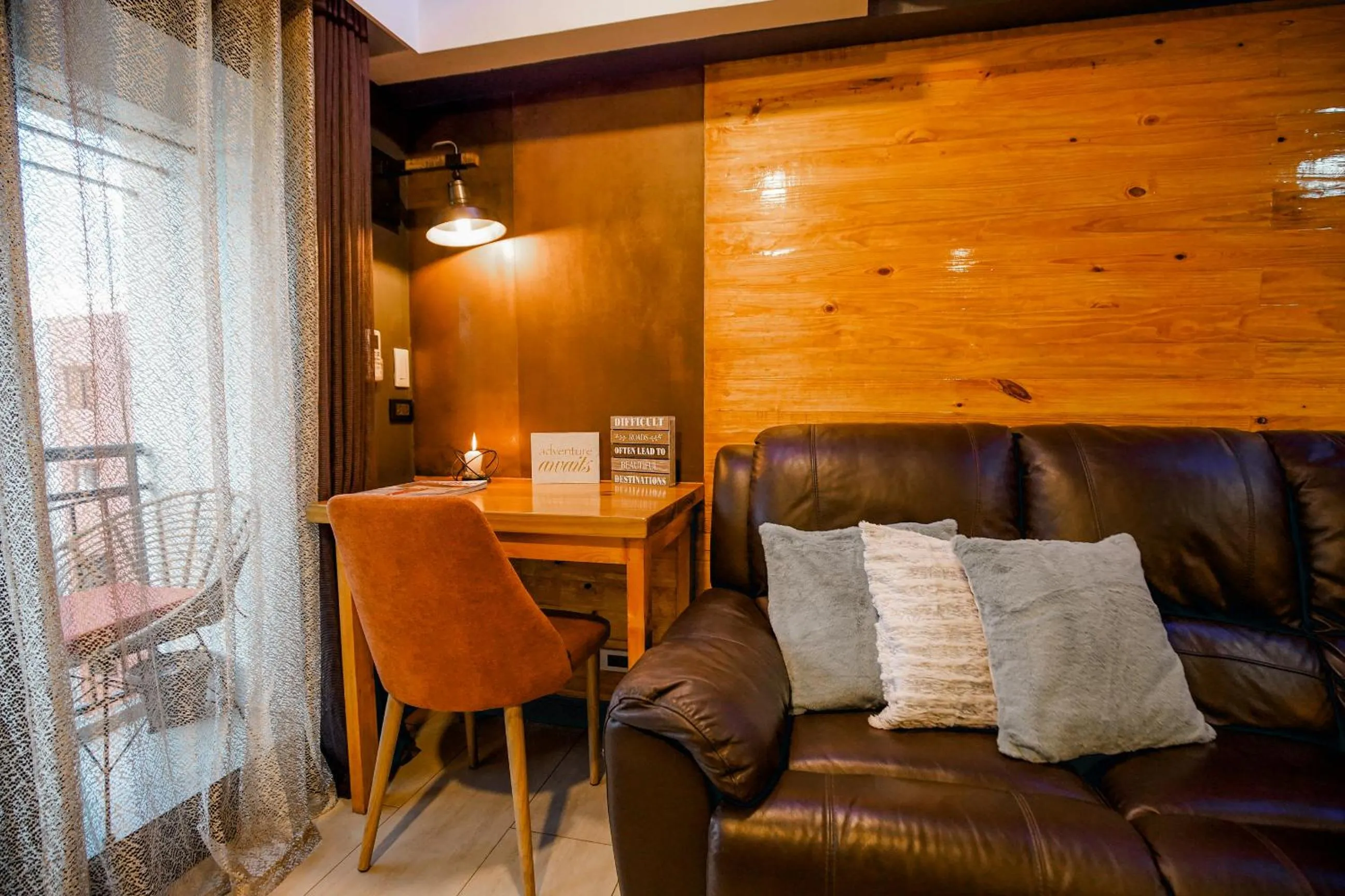 CLOCKWORKORANGE Luxury Suites