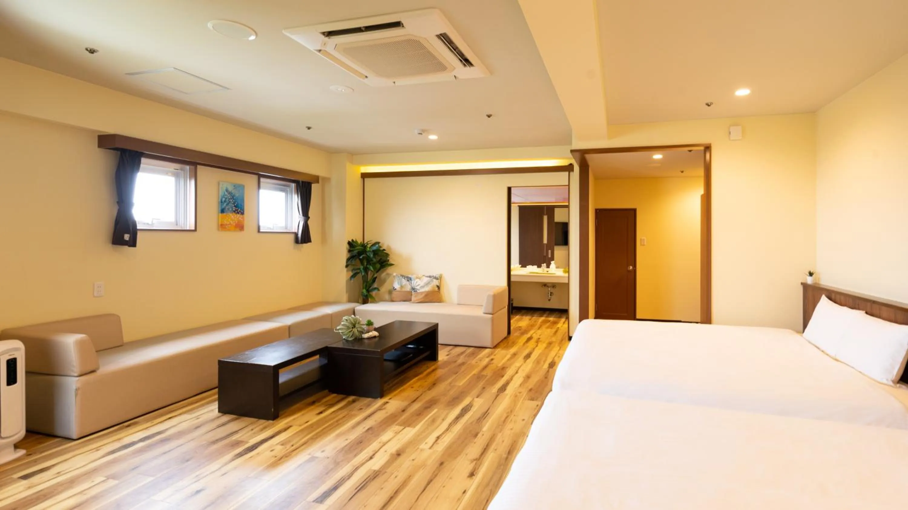 Bed in Rycom Crystal Hotel