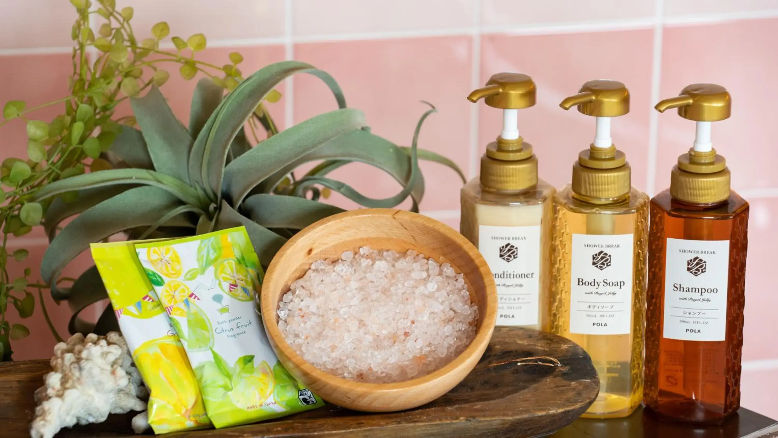 Superior Large Twin Room - Non Smoking in Rycom Crystal Hotel Superior Large Twin Room - Non Smoking in Rycom Crystal Hotel