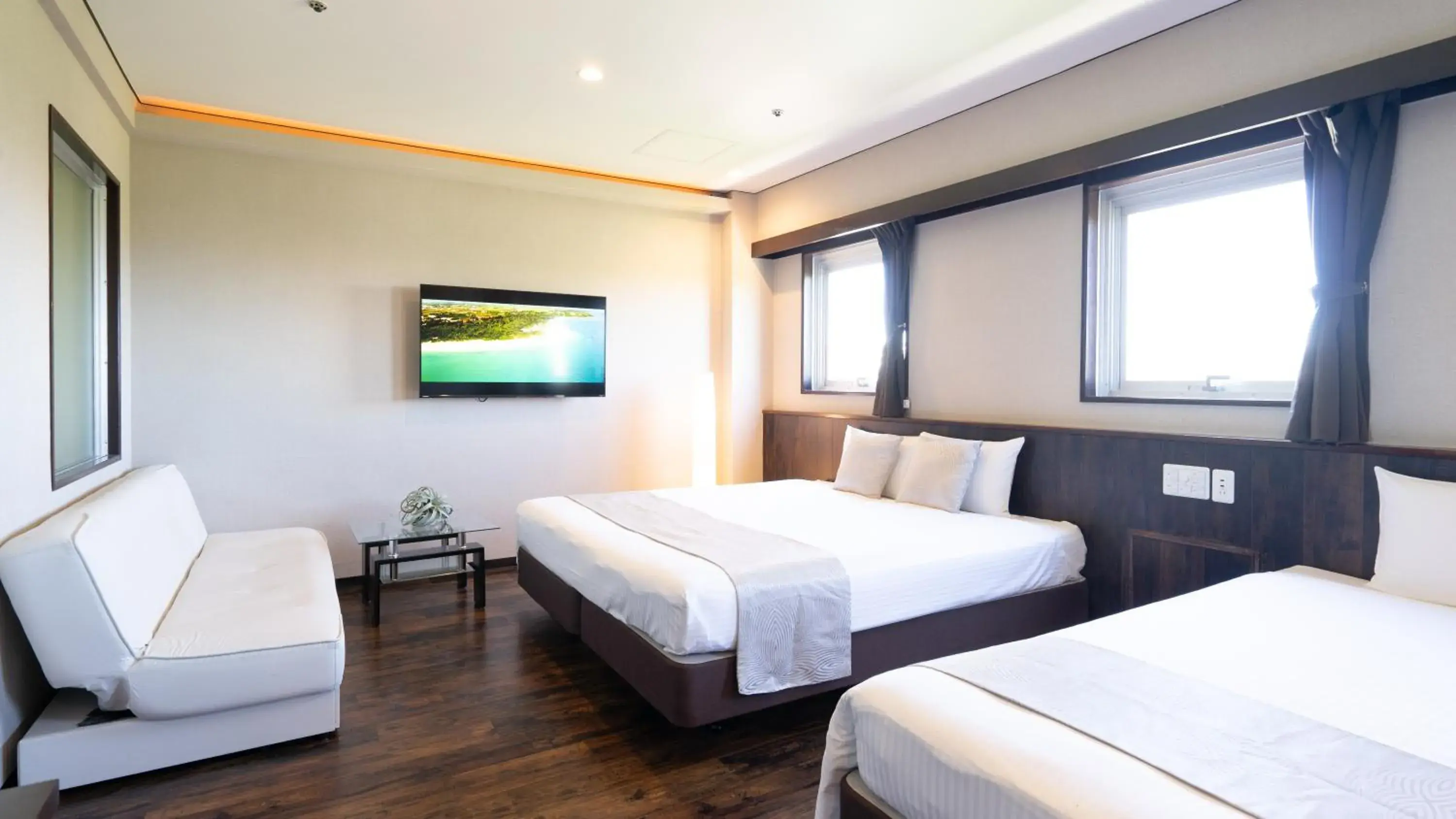 Standard Twin Room - Non Smoking in Rycom Crystal Hotel Standard Twin Room - Non Smoking in Rycom Crystal Hotel