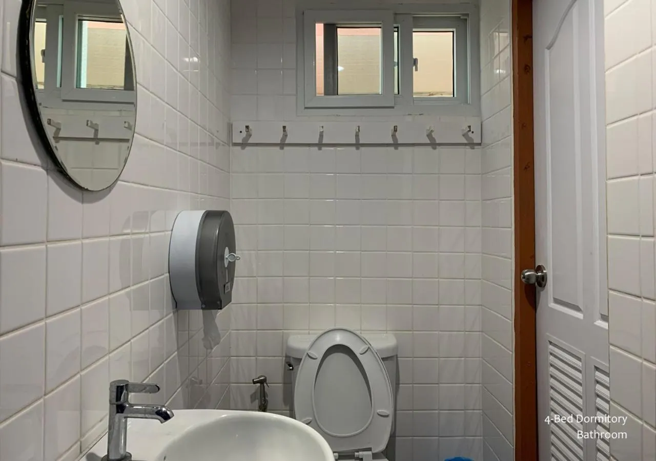 Bathroom in Stay Samed Hostel