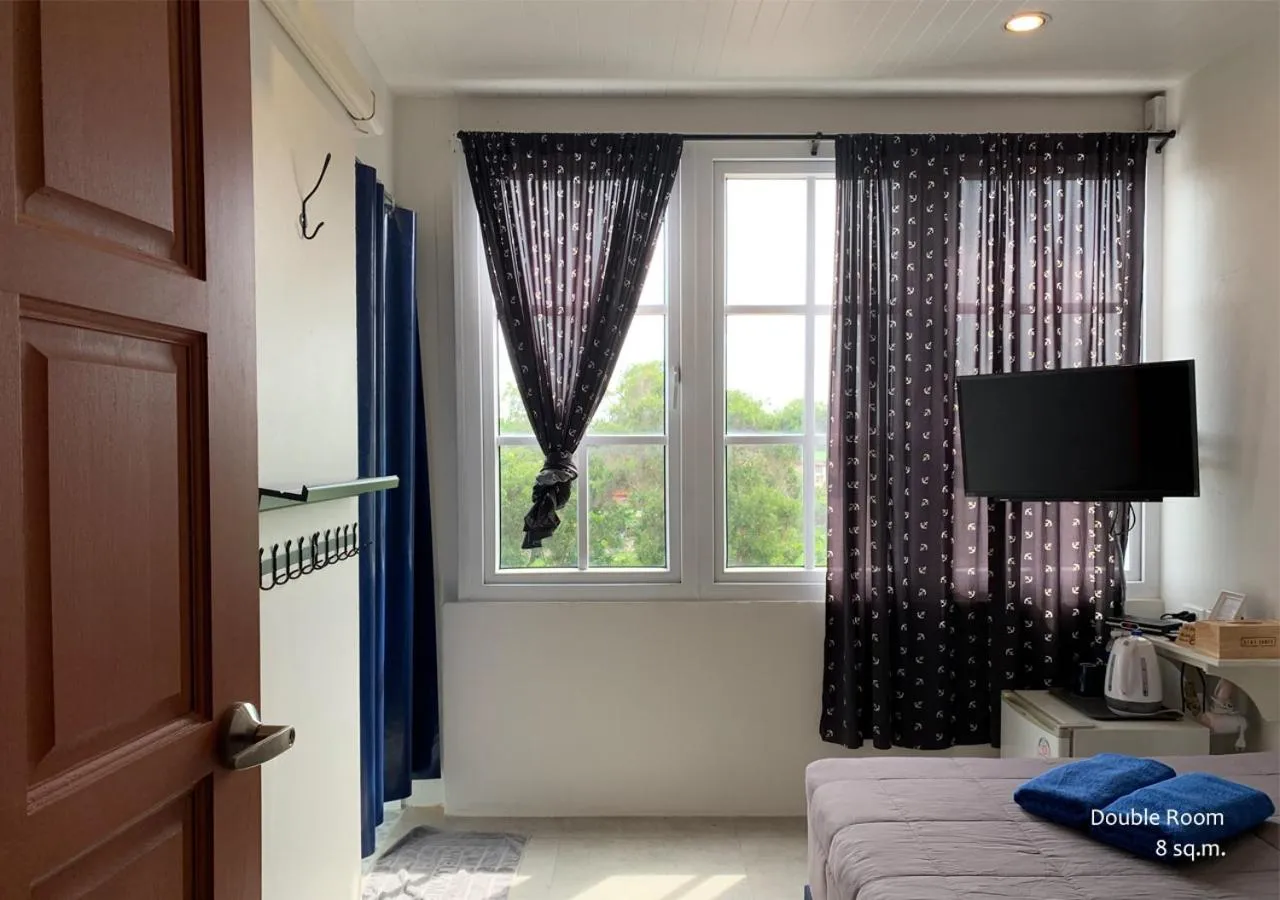 Bedroom, Bed in Stay Samed Hostel