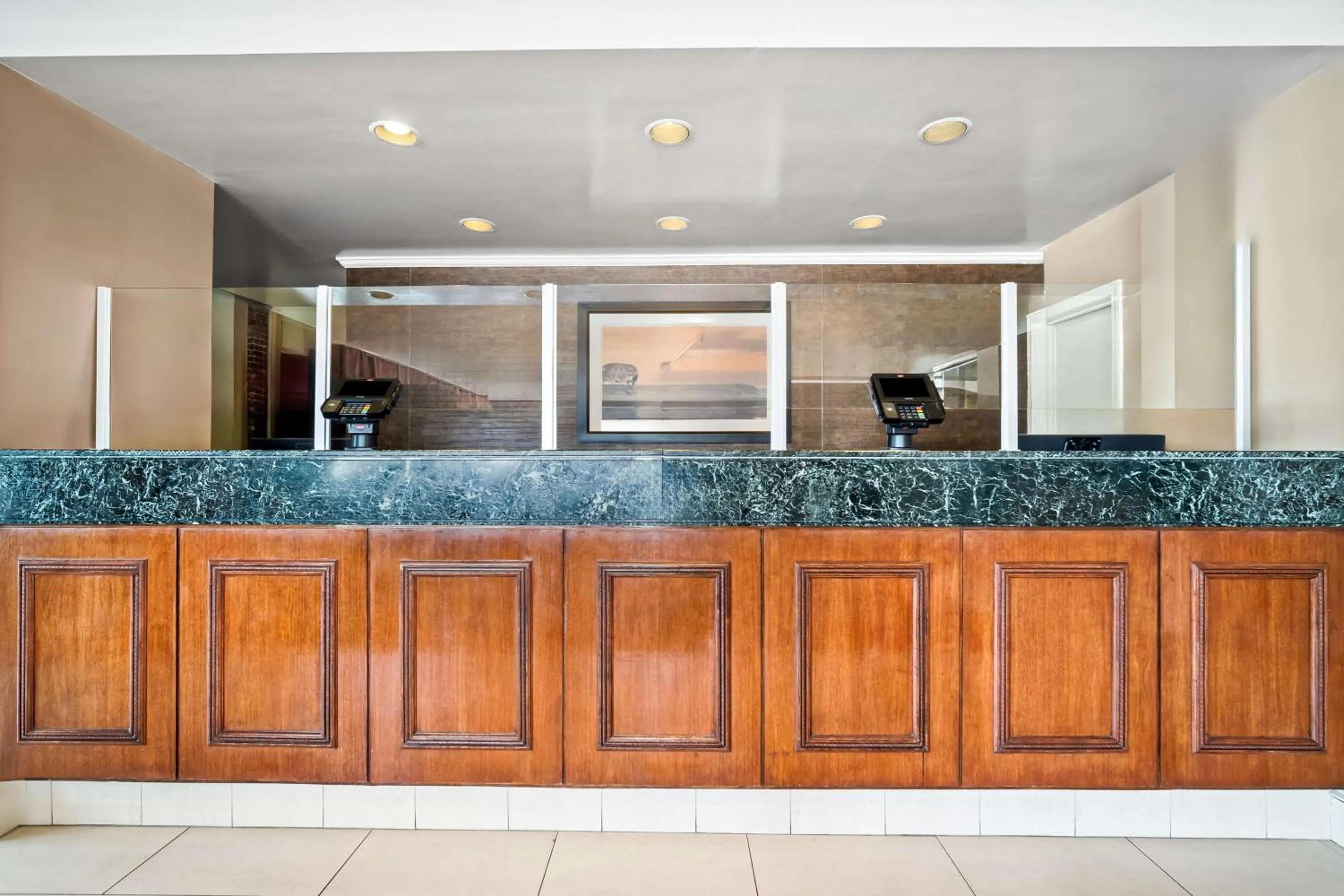 Lobby or reception in Best Western Merry Manor Inn