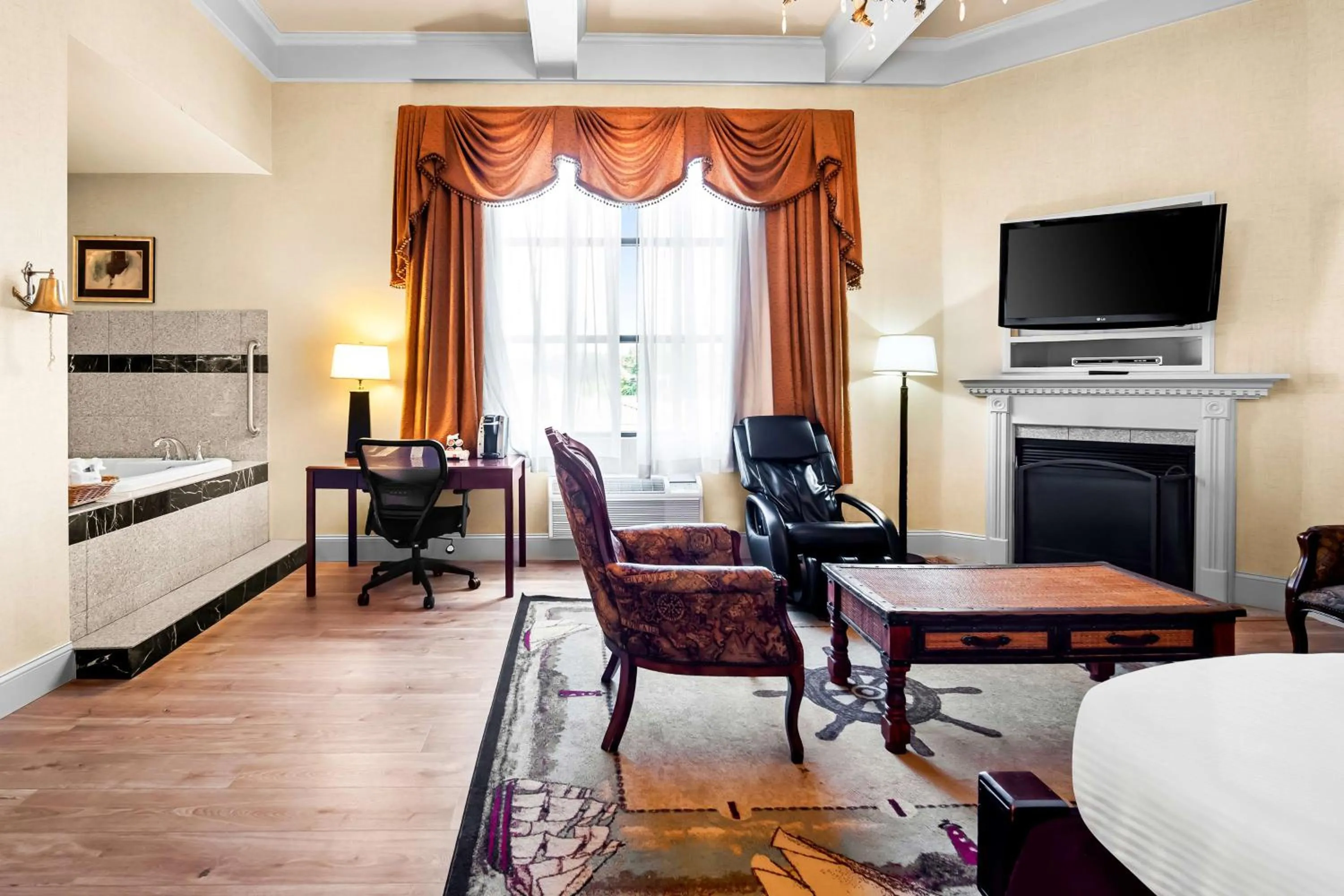 Bedroom, Bed in Best Western Merry Manor Inn