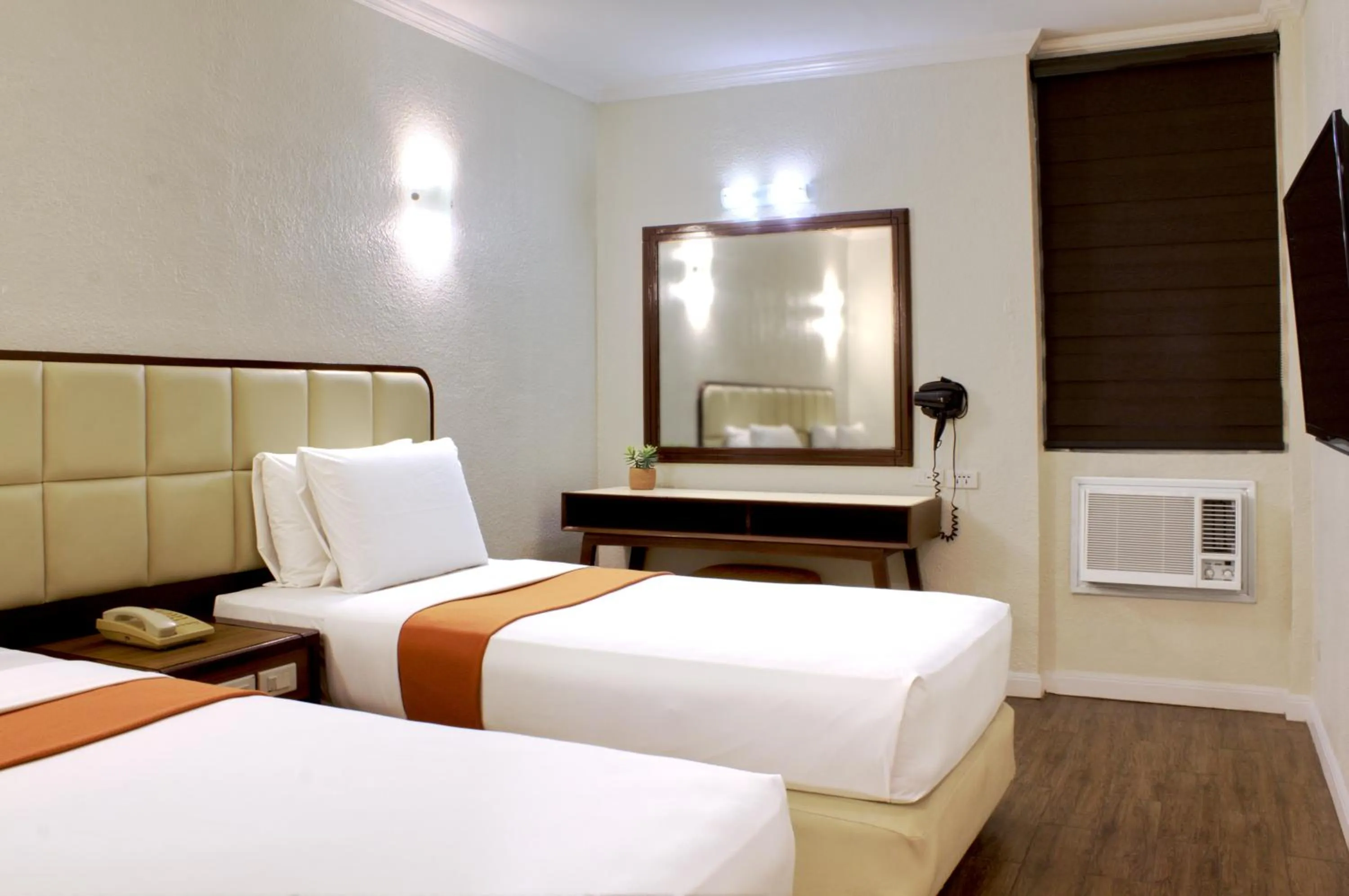 Bed in Rothman Hotel