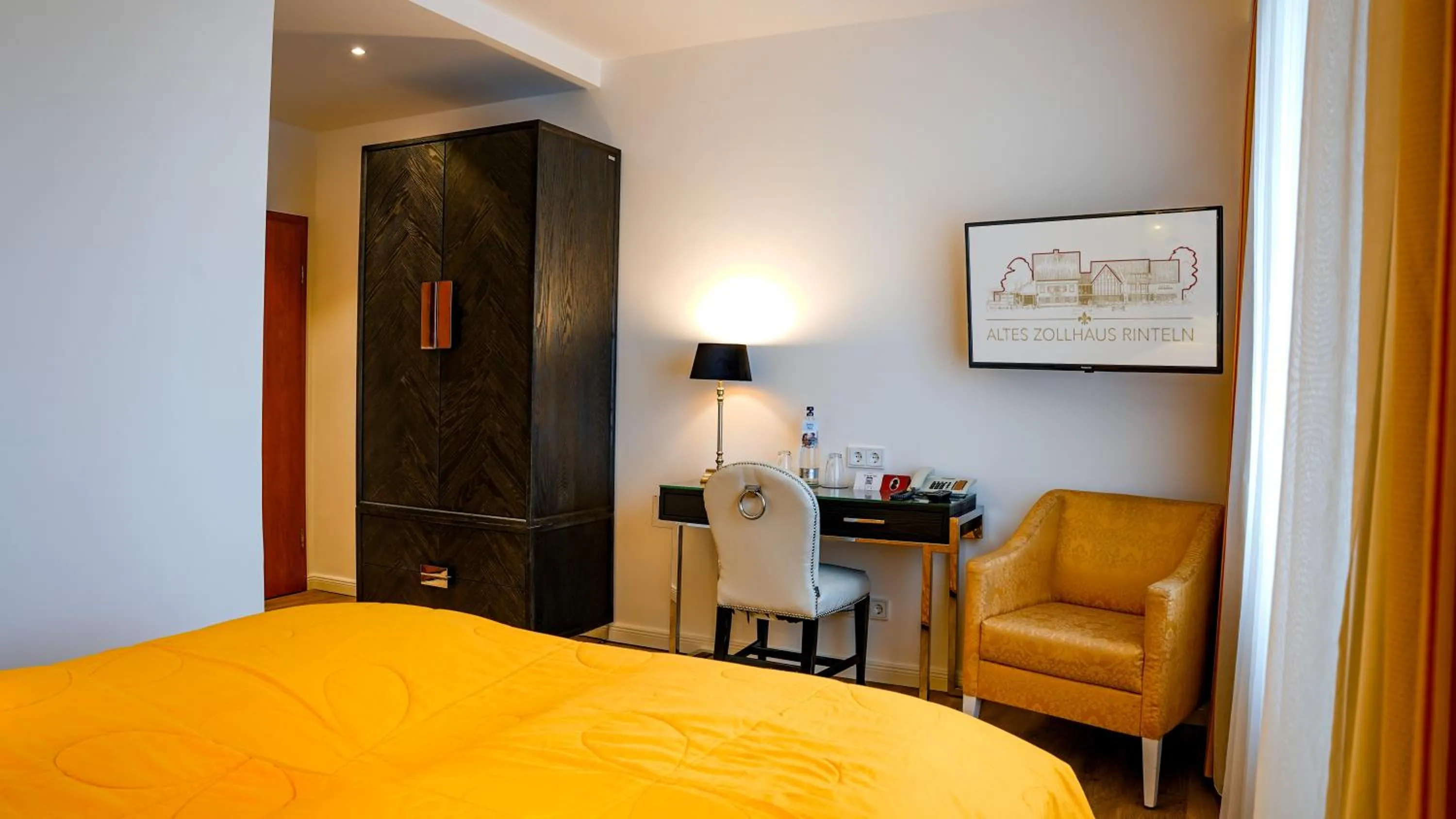 TV and multimedia, Bed in Altes Zollhaus