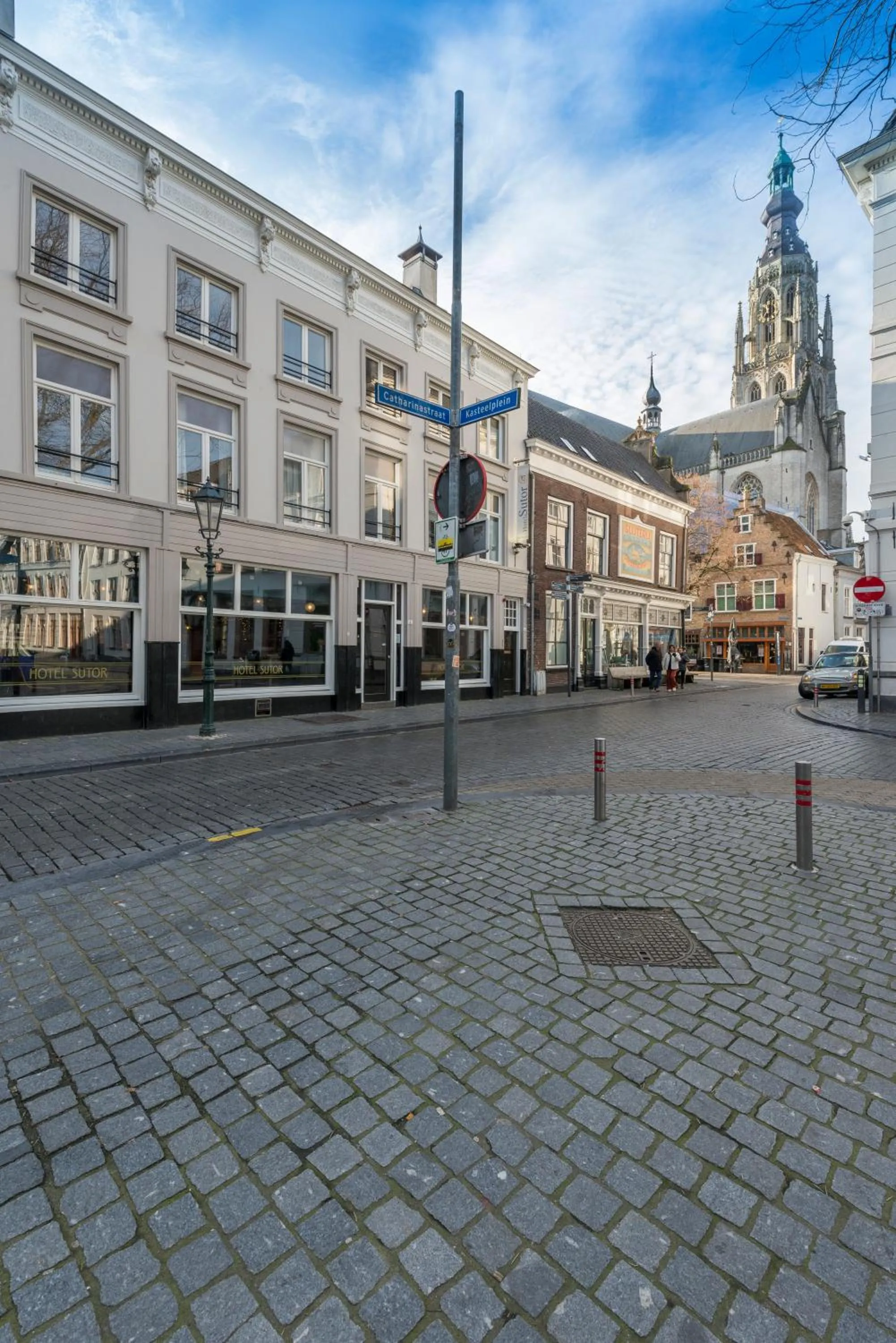 Property building in Hotel Sutor