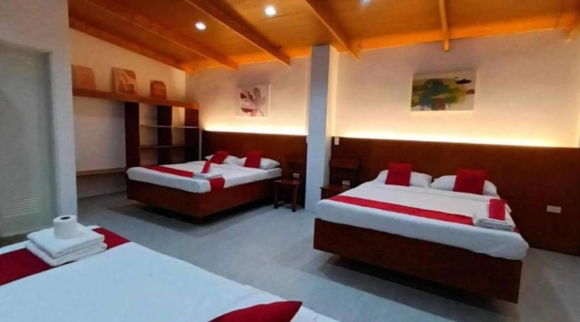 Bed in RedDoorz near New Government Center