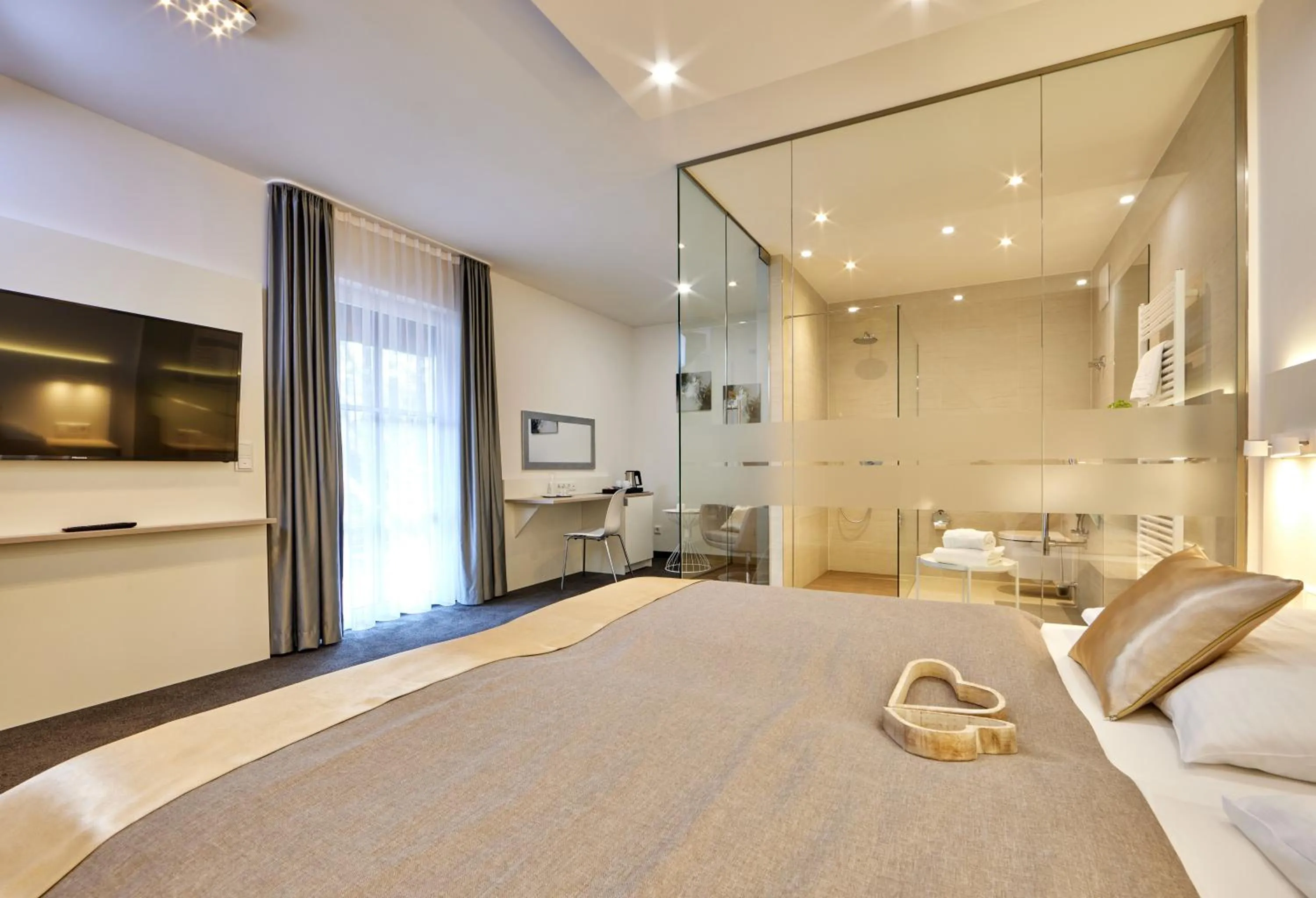 Photo of the whole room, Bed in Hotel Alter Wirth