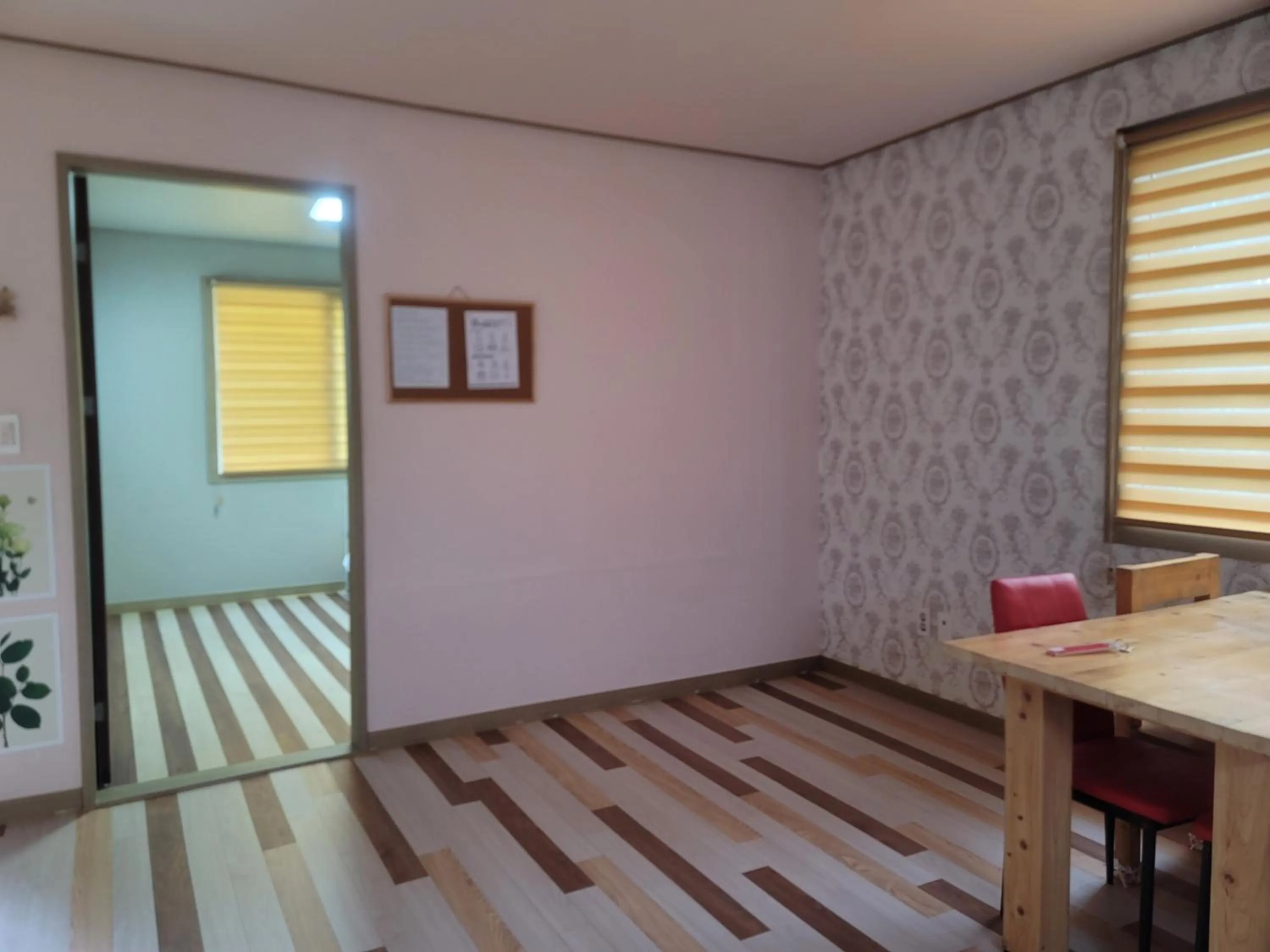 Decorative detail in Brassica Flower Pension