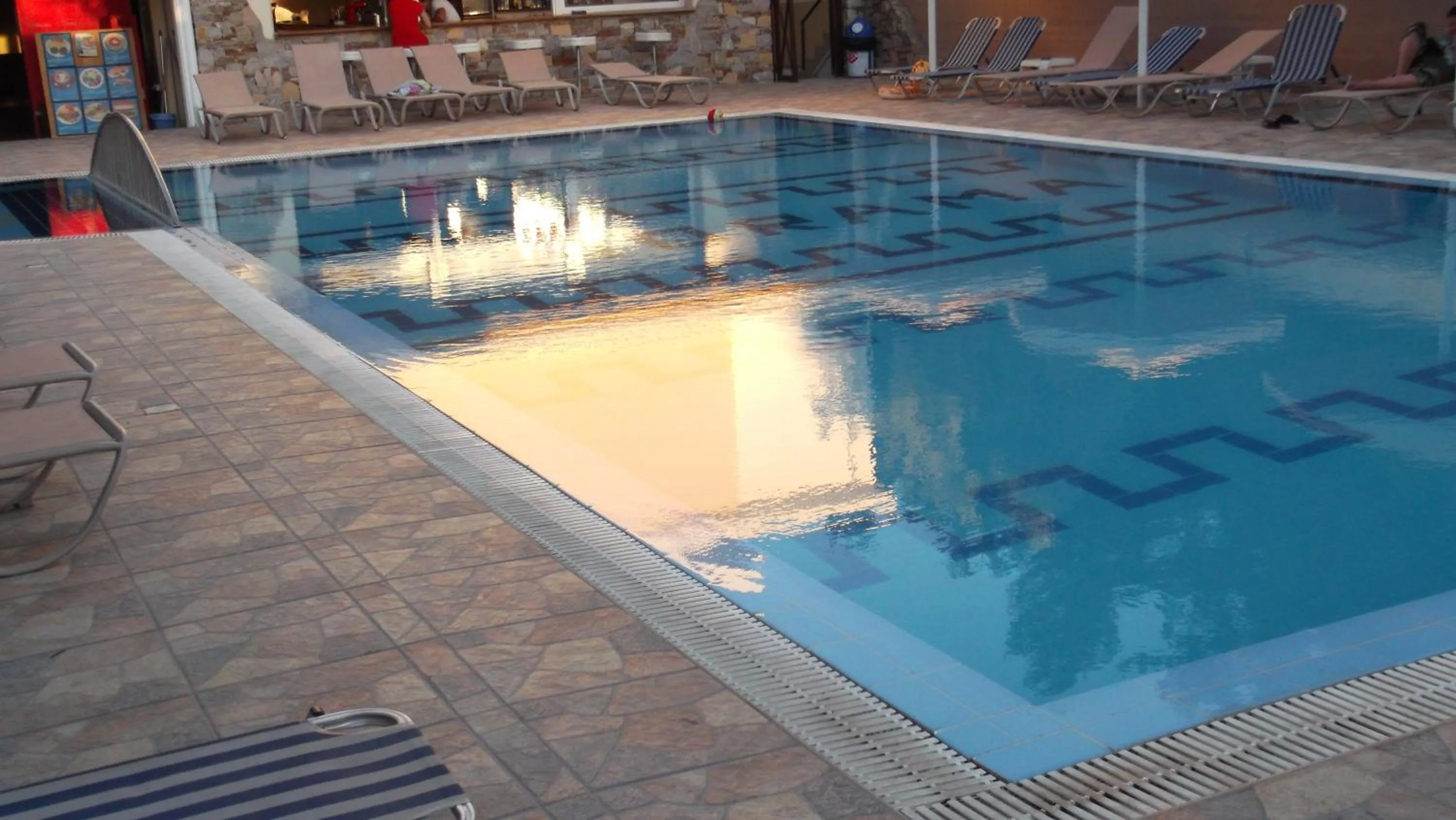 Swimming pool in Panorama Studios