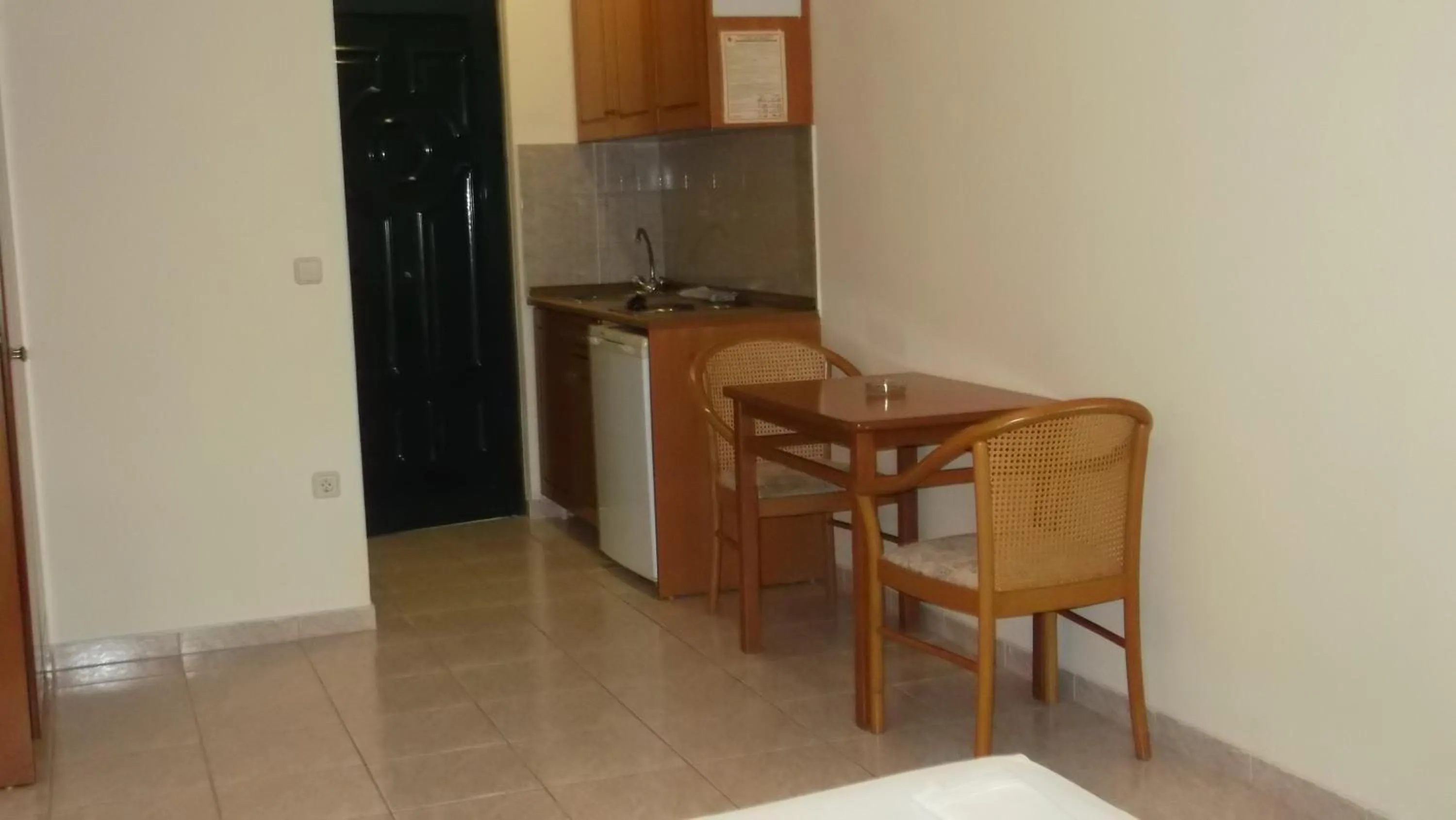 Dining area in Panorama Studios