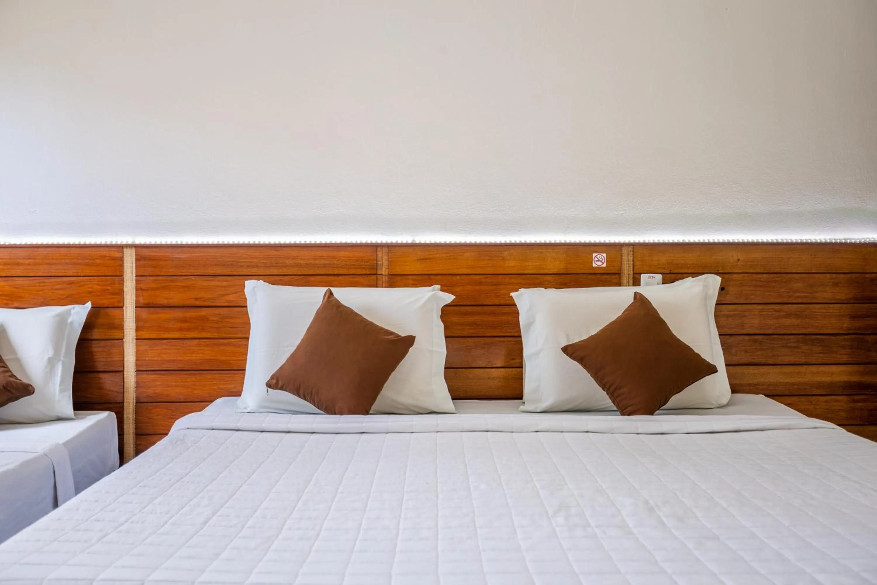 Photo of the whole room, Bed in Jeri Village Hotel