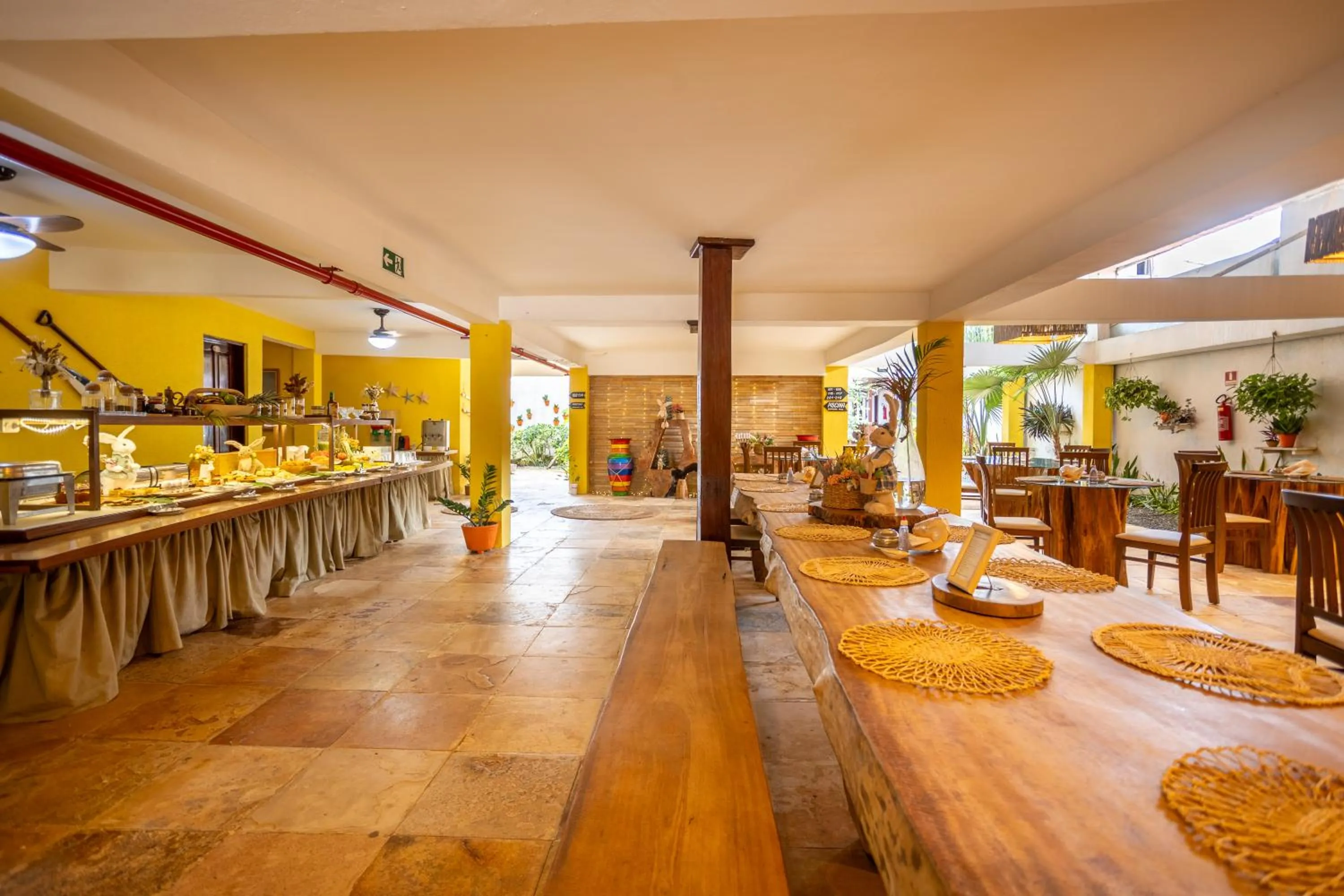 Restaurant/places to eat in Jeri Village Hotel