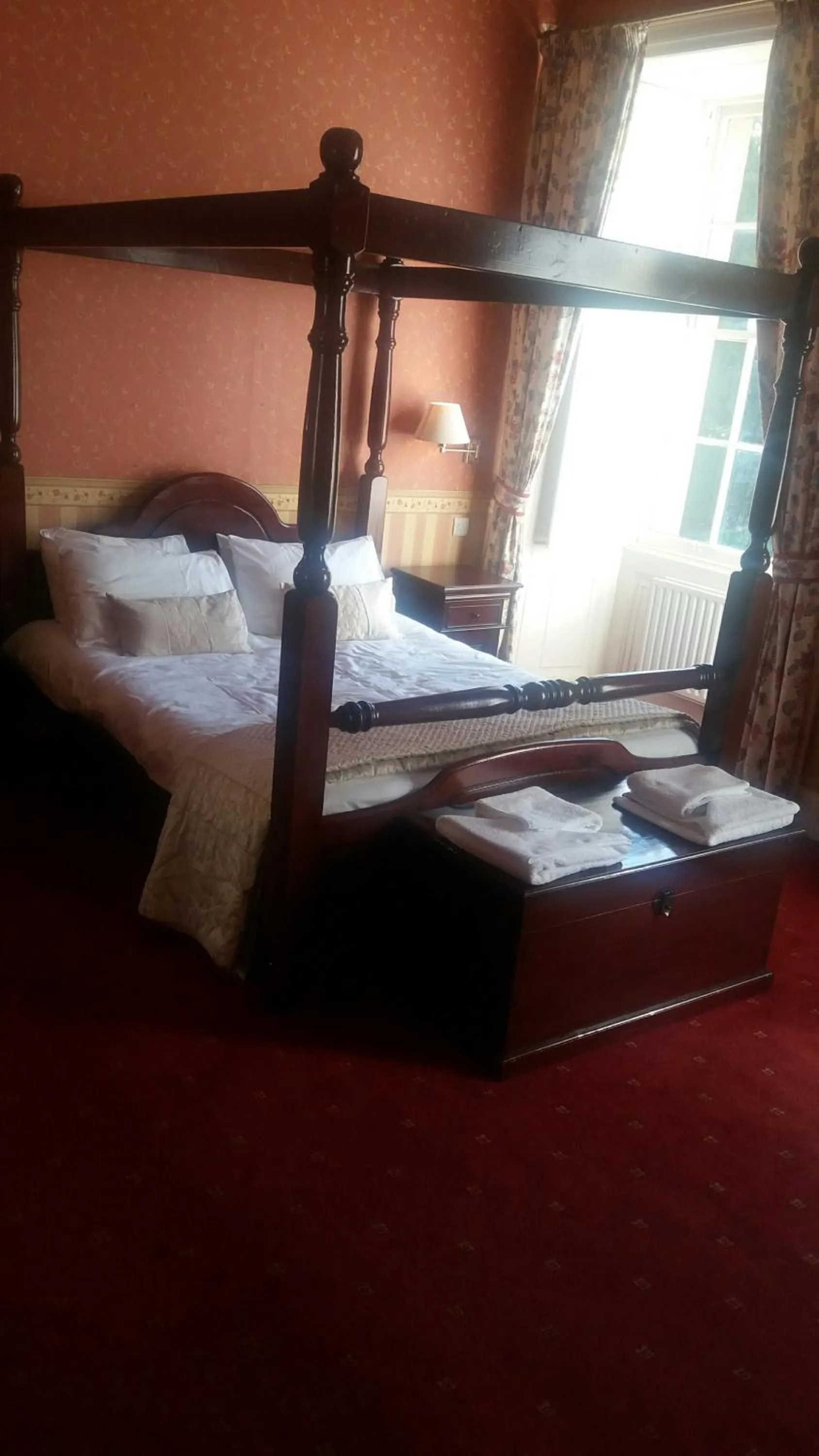 Day, Bed in Wortley Hall Sheffield