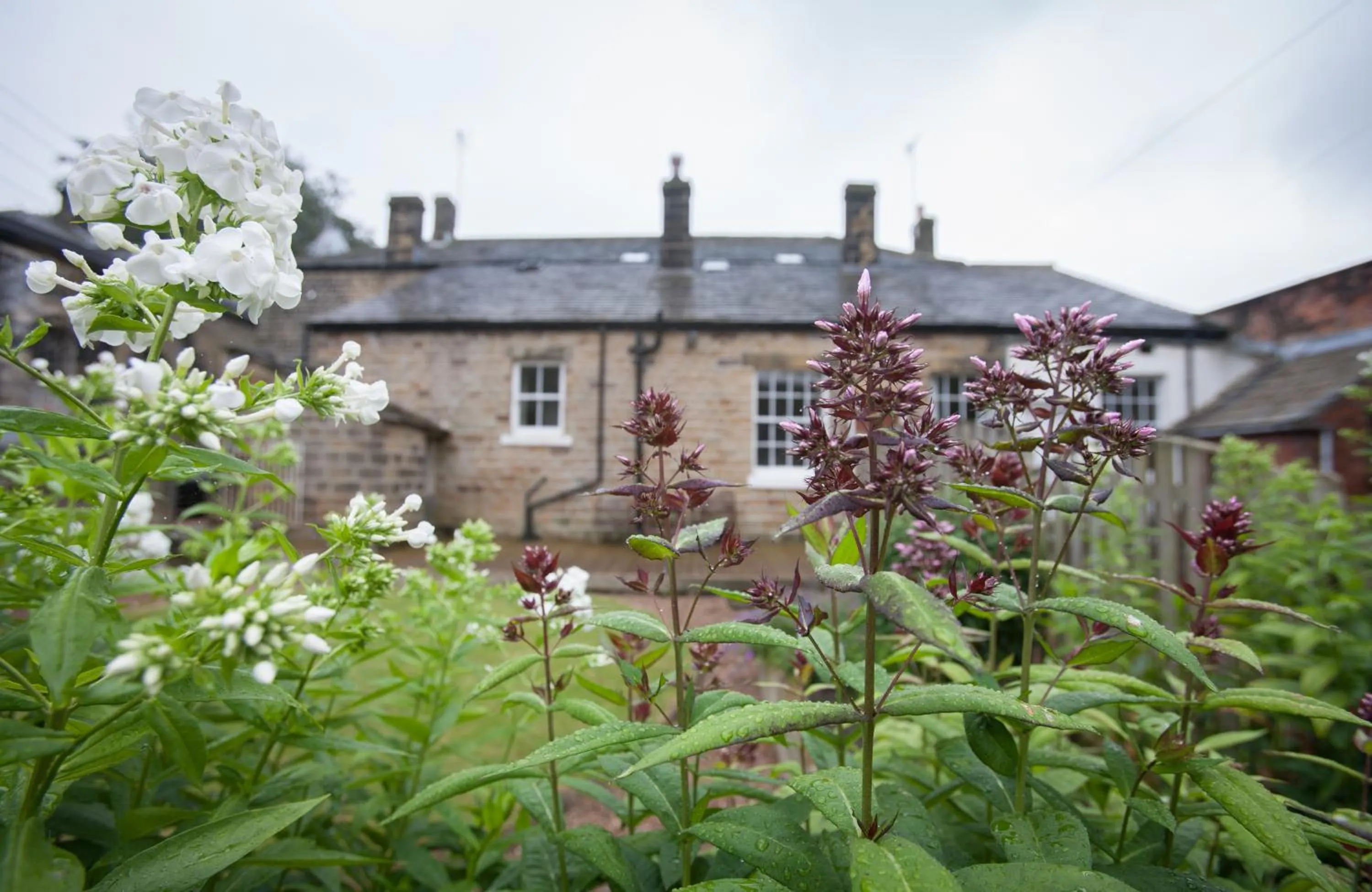 Facade/entrance in Wortley Hall Sheffield