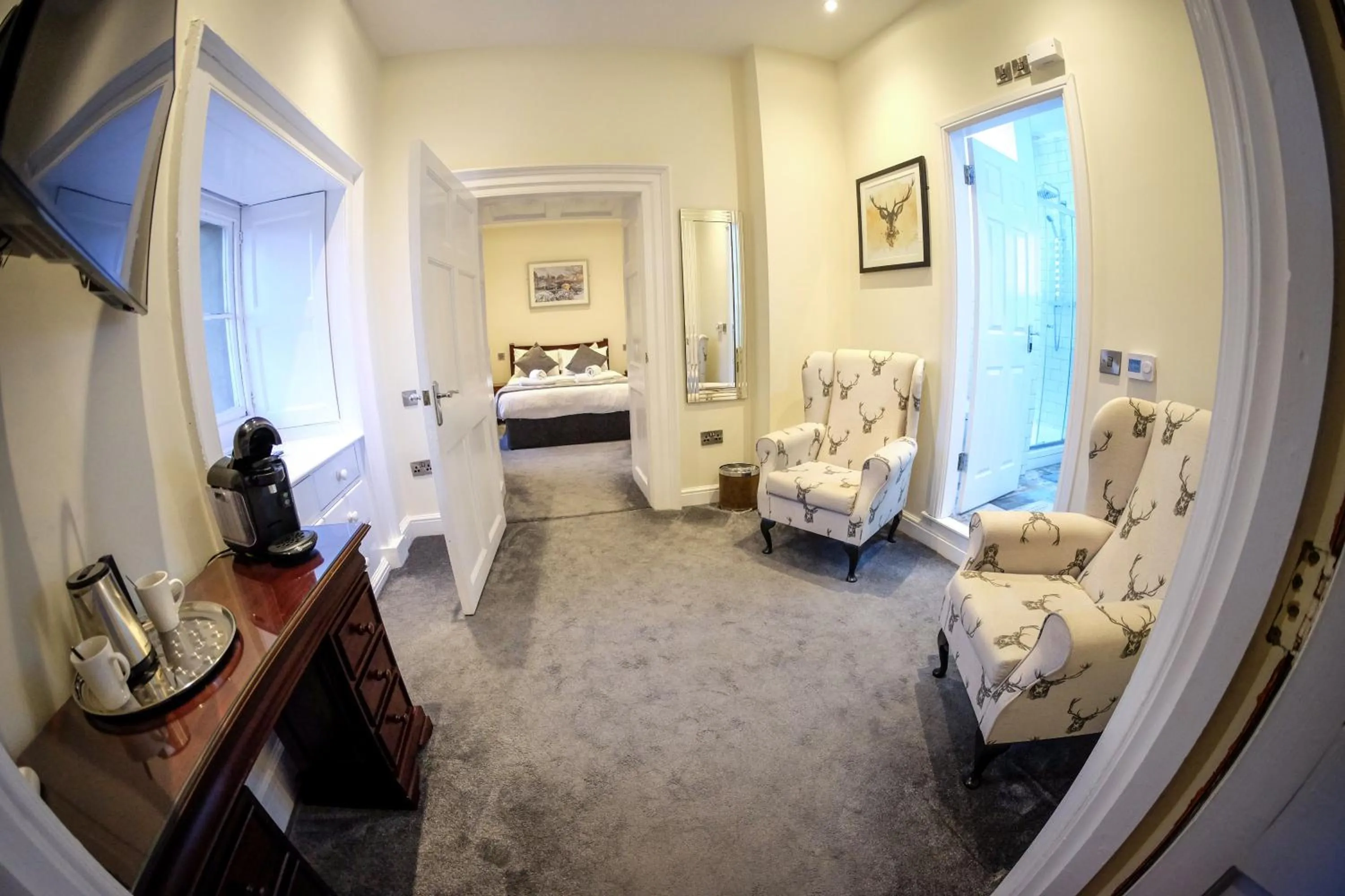 Bedroom, Bed in Wortley Hall Sheffield