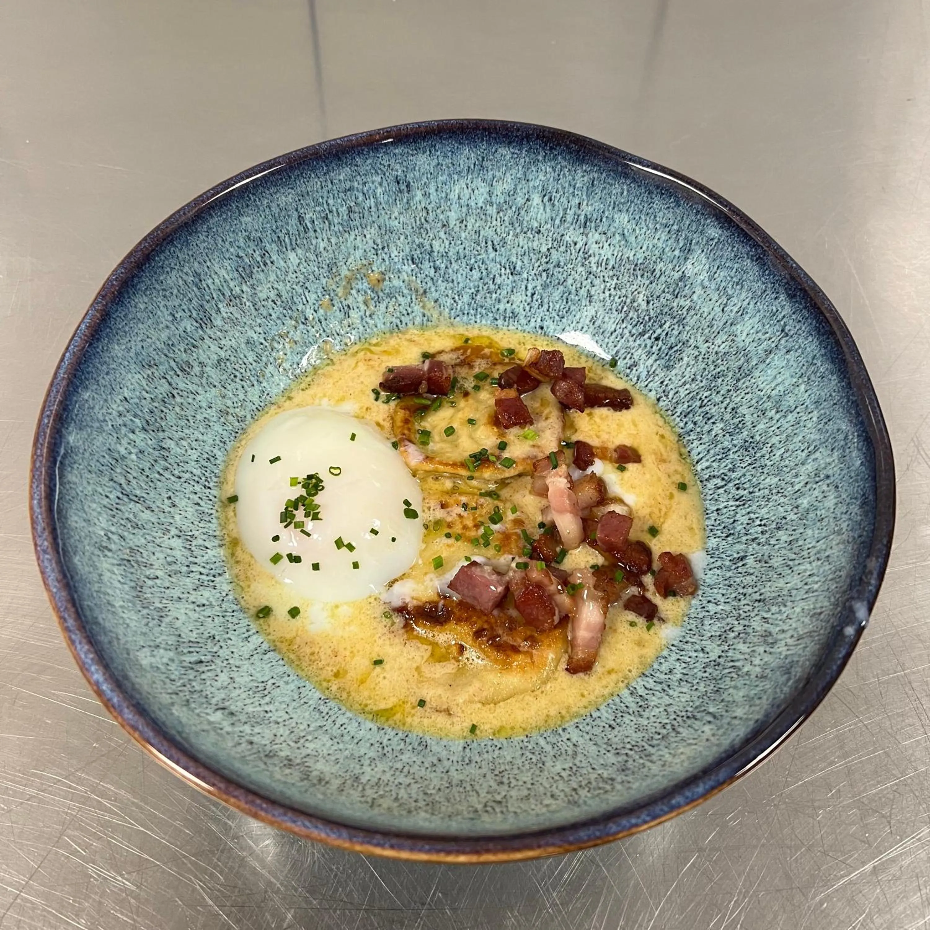 Restaurant/places to eat in Hôtel du Lion d'OR