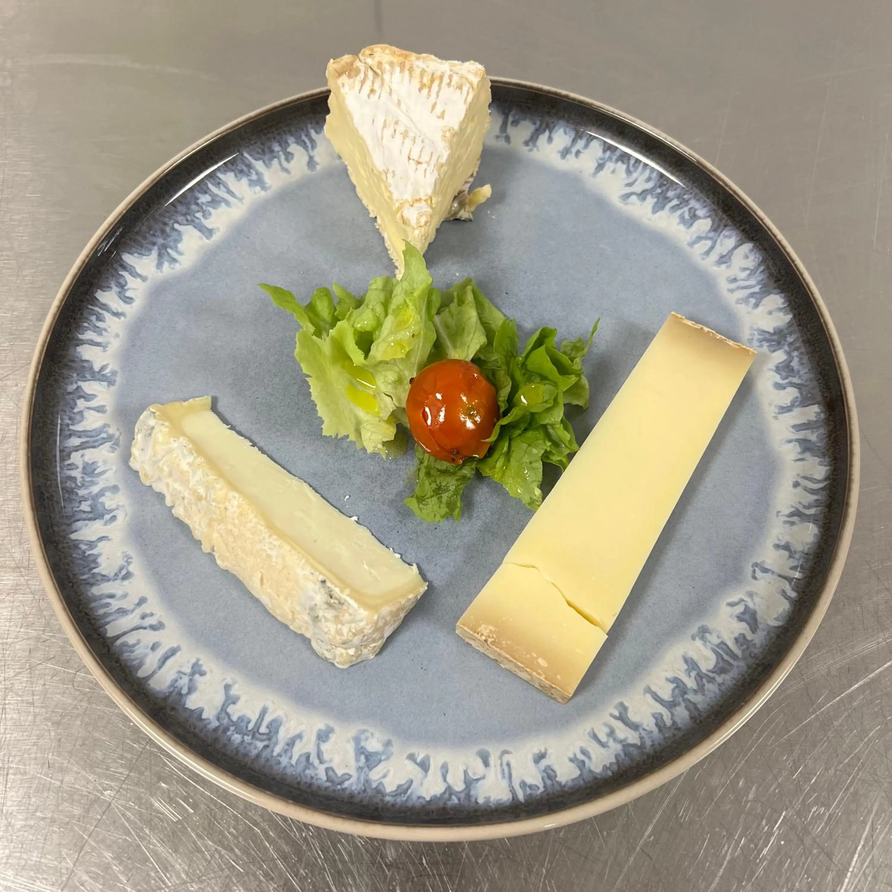 Restaurant/places to eat in Hôtel du Lion d'OR